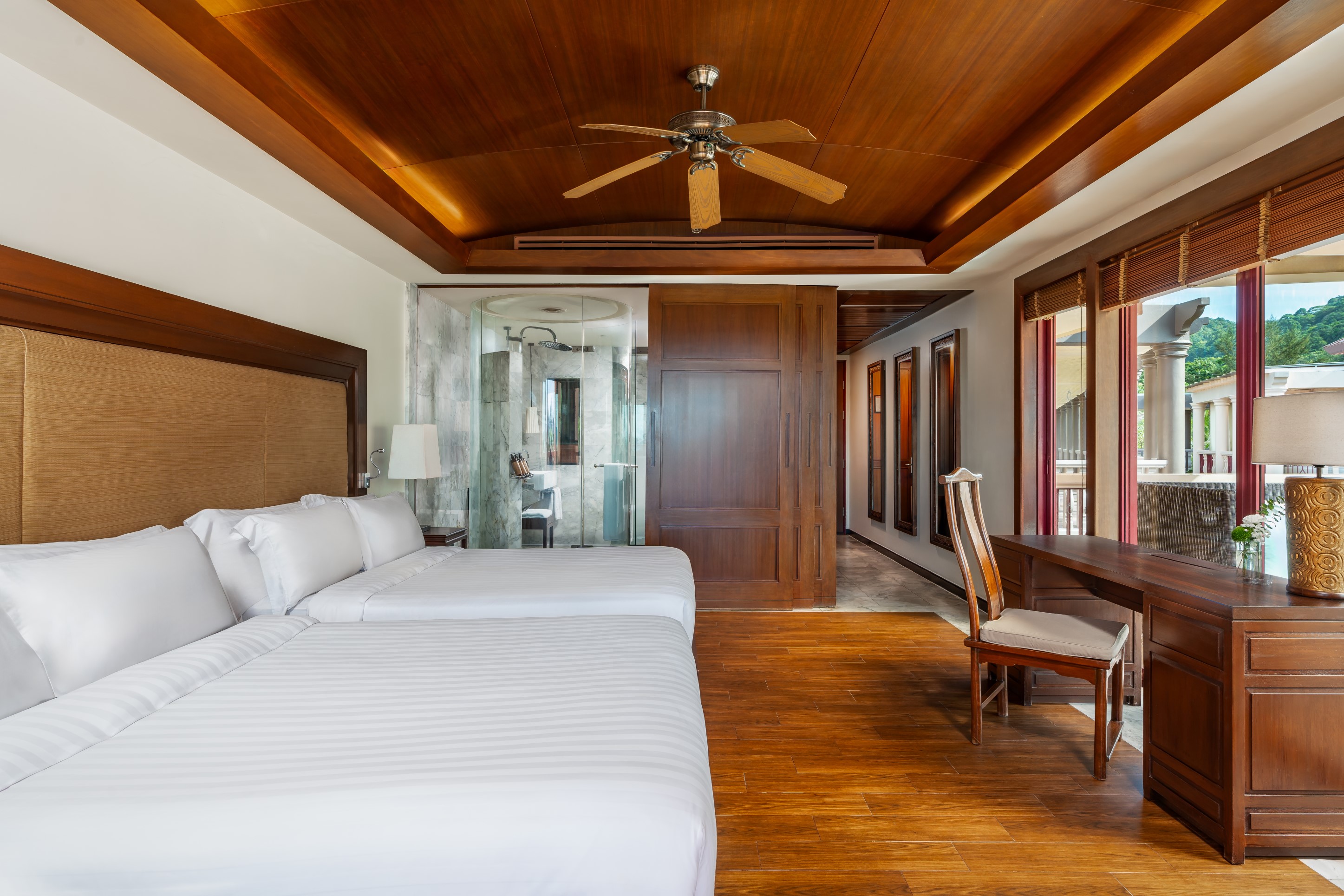 尊貴兩張雙人床水療房