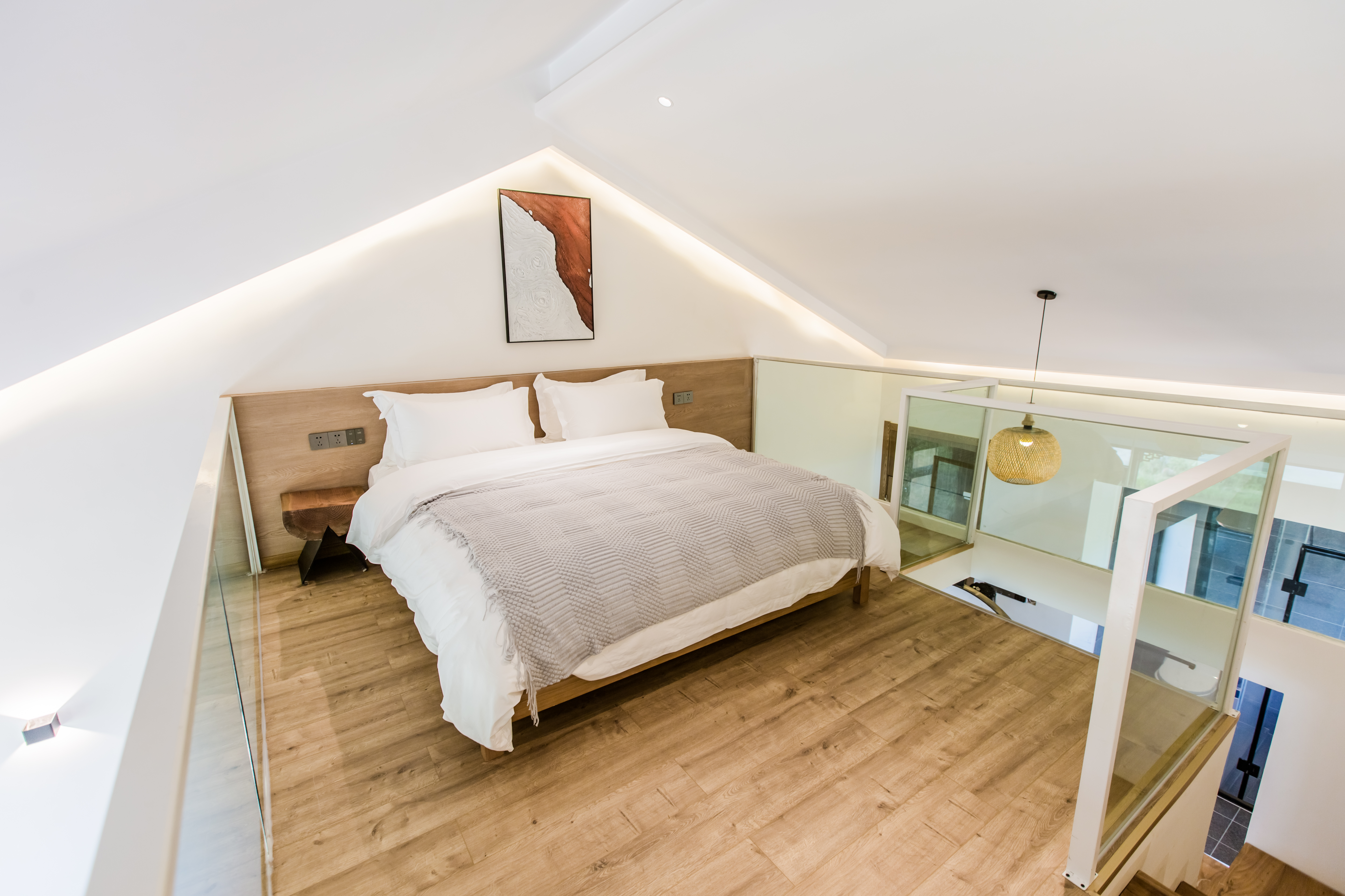 无敌湖景复式双床套房-晨雾美景-洗衣机-地暖-日落晚霞