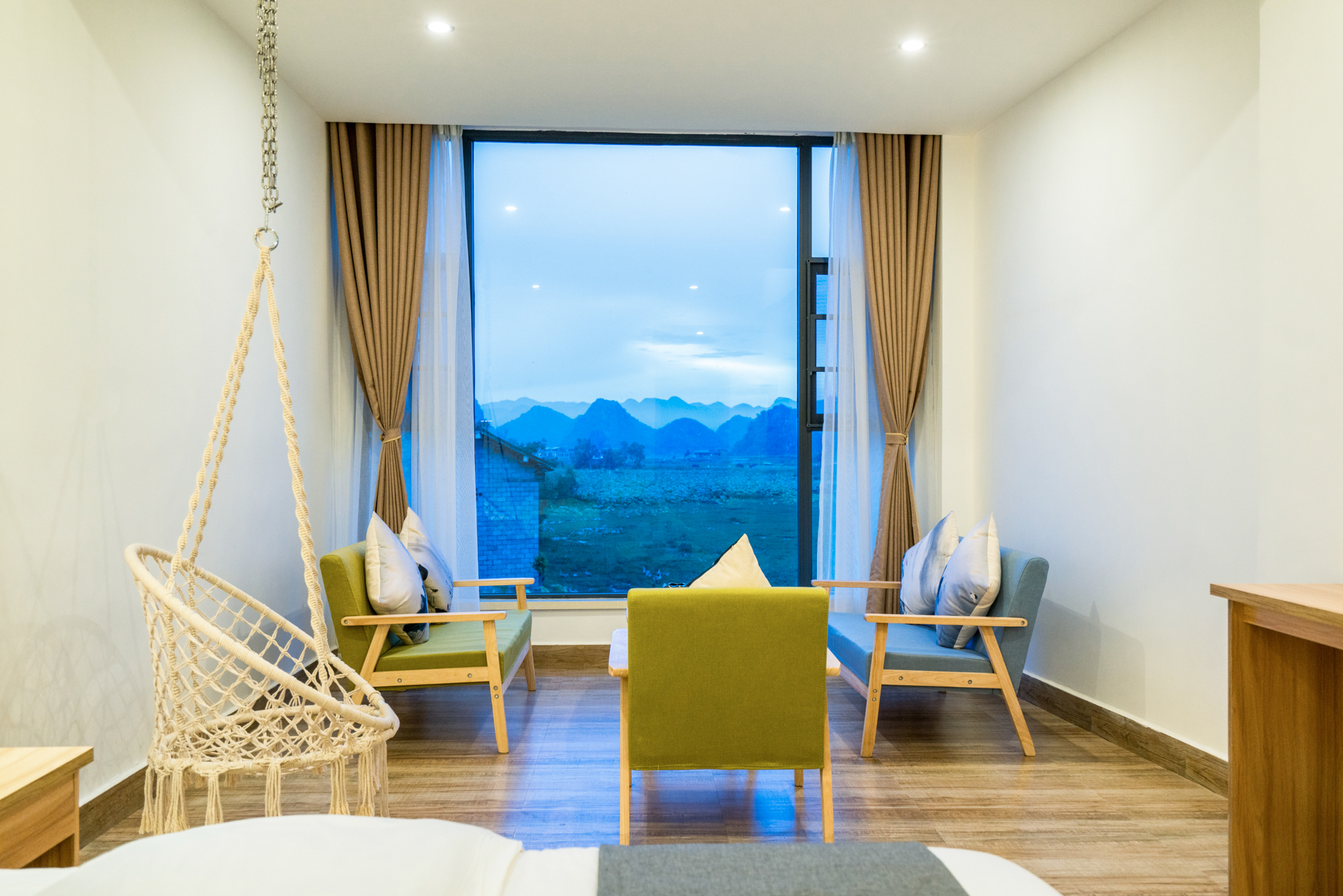 阳光田园两室两衞套房