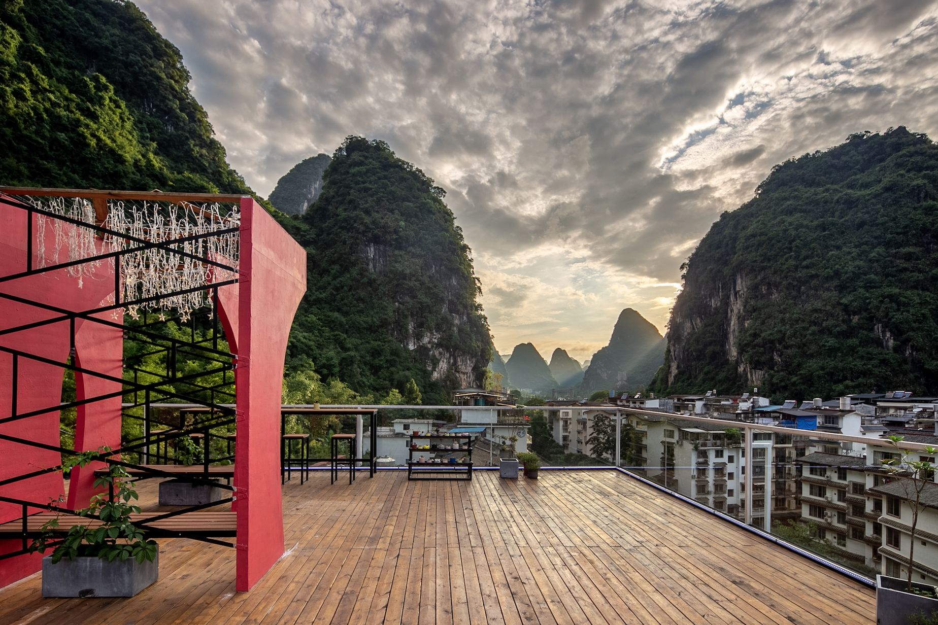 悦山阳台家庭套房（观景阳台+休闲沙发+浴缸+4k电视）