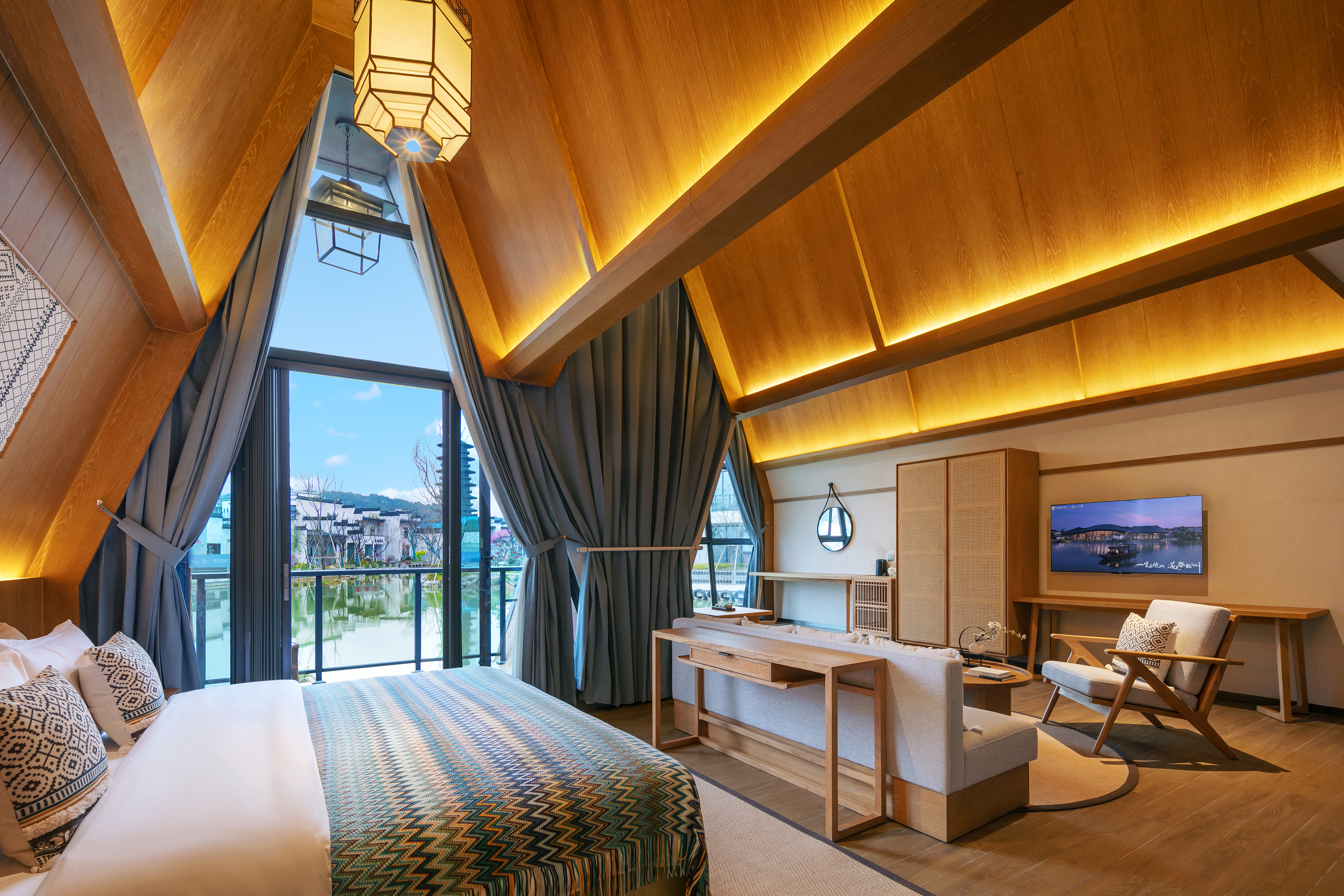 Cabin Suite - With View