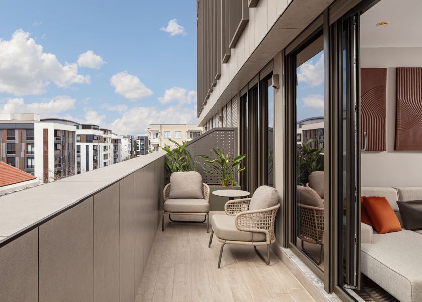 一卧室套房，大床，梳化床，城景，阳台