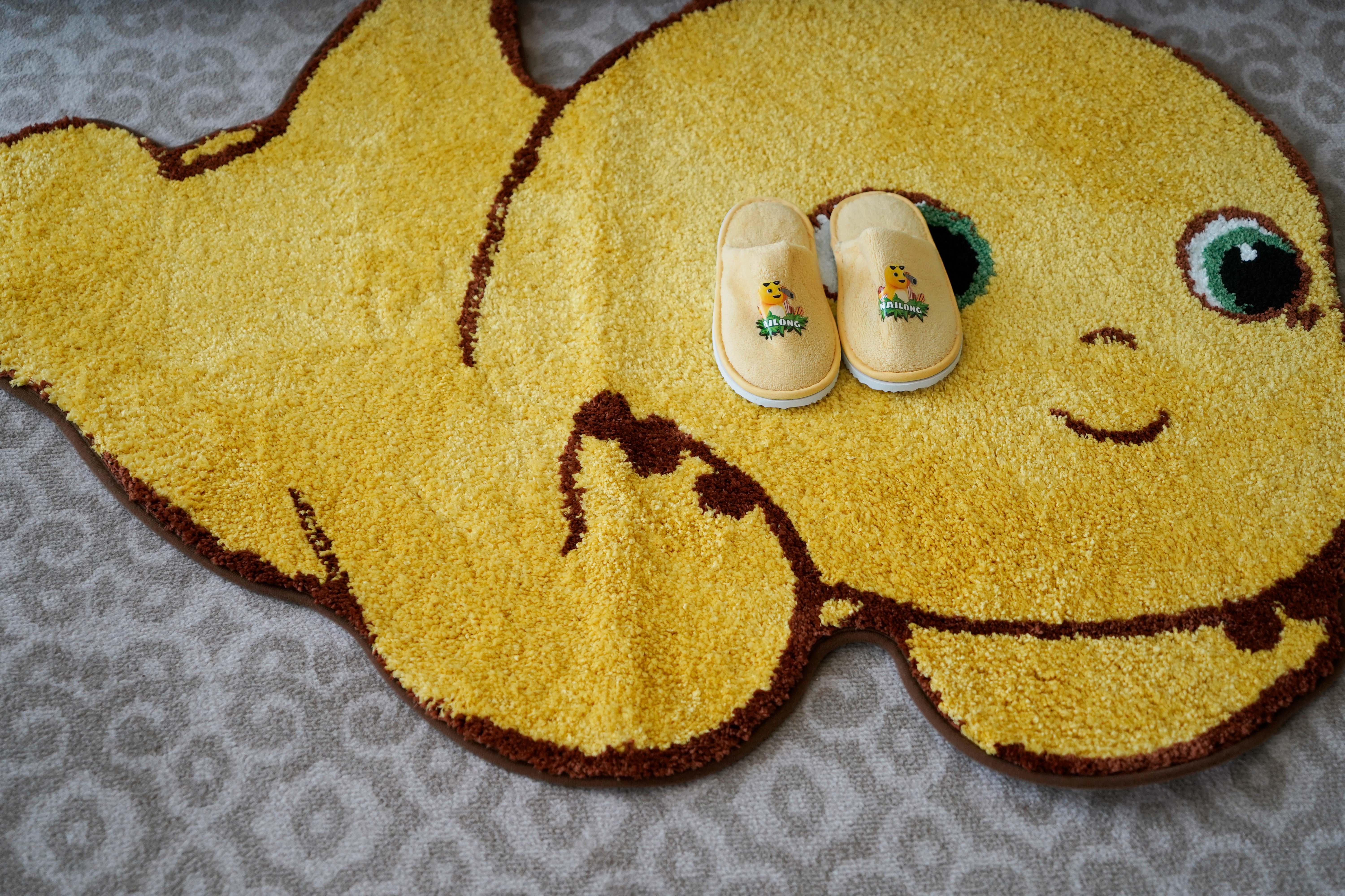 奶龙主题亲子套房