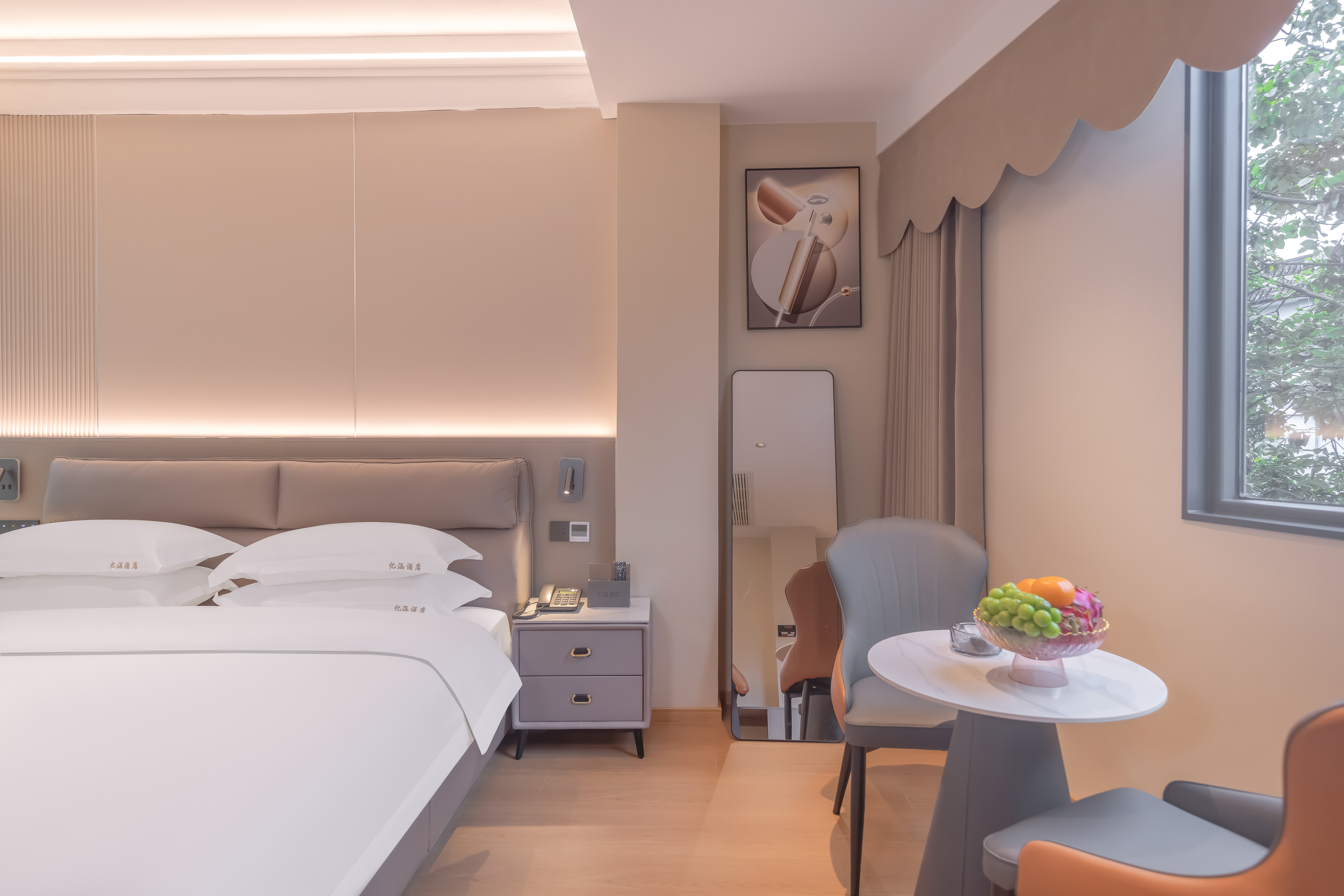 尊享豪华 大床房