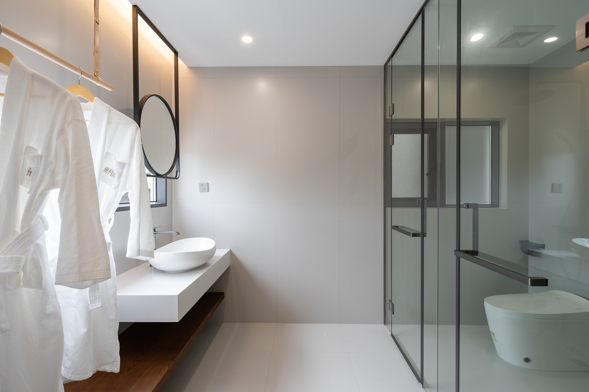 Featured Family Friendly Smart Room - With View (Terrace, Window)