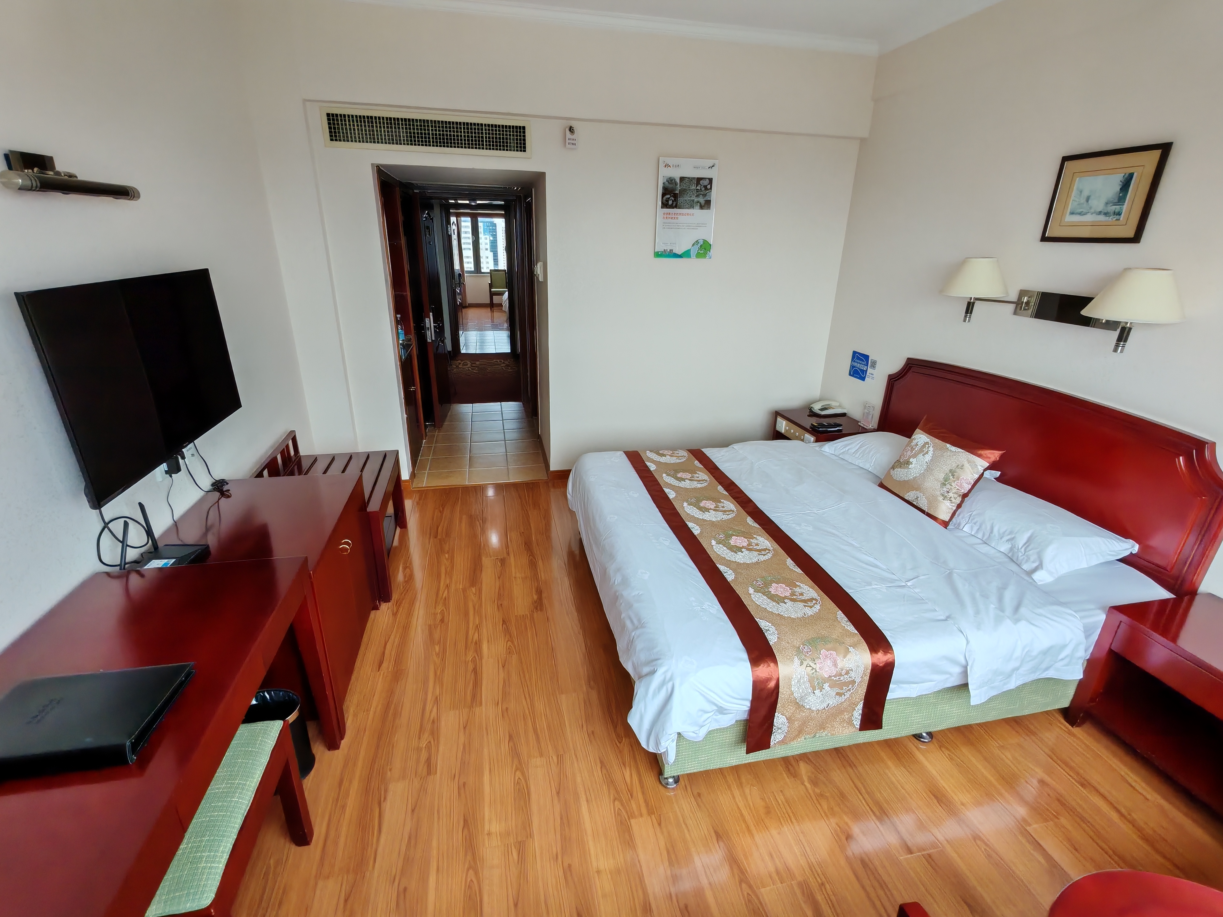 豪华海景商务大床房