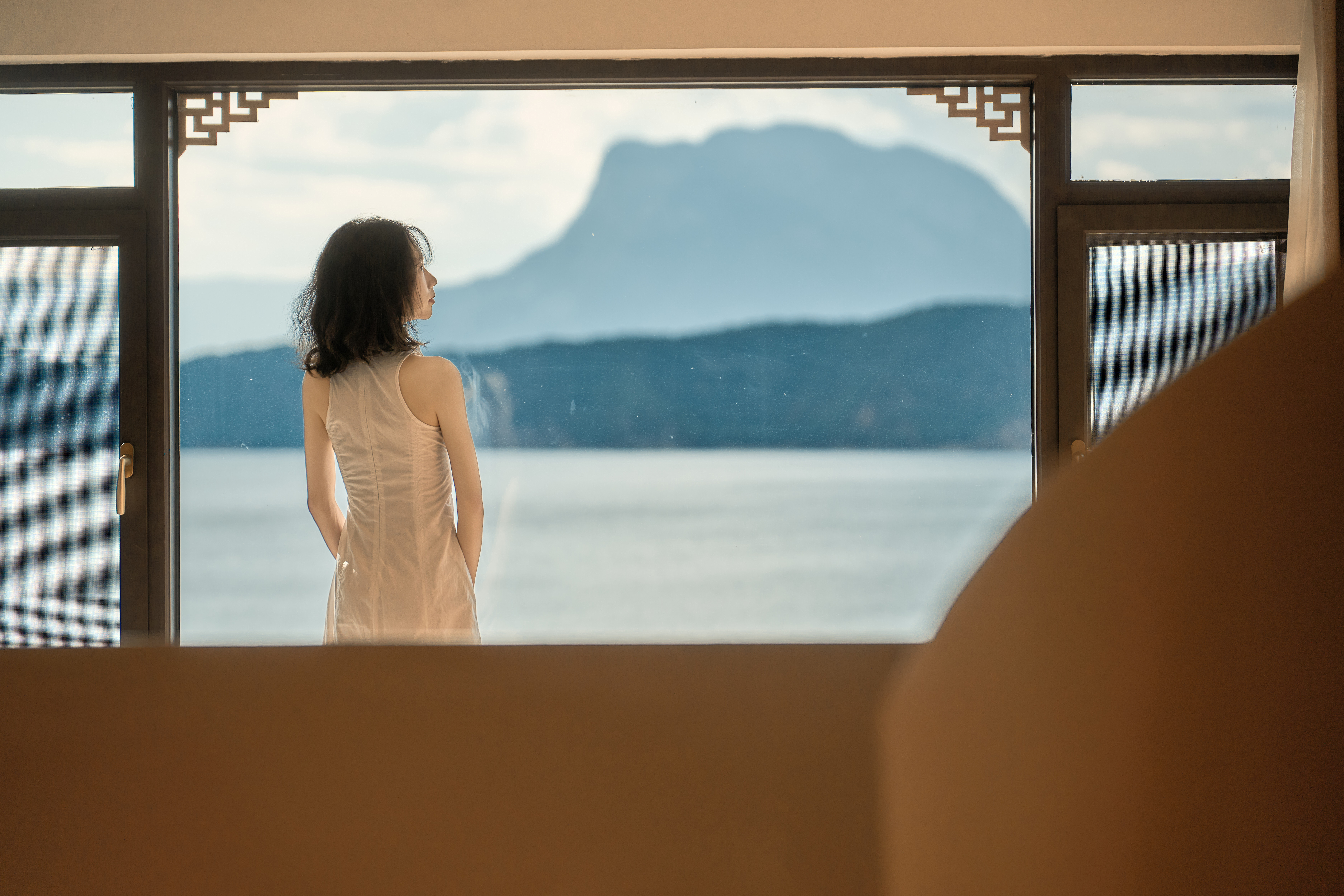 无敌湖景复式亲子套房-洗衣机-晨雾美景-日落晚霞-地暖