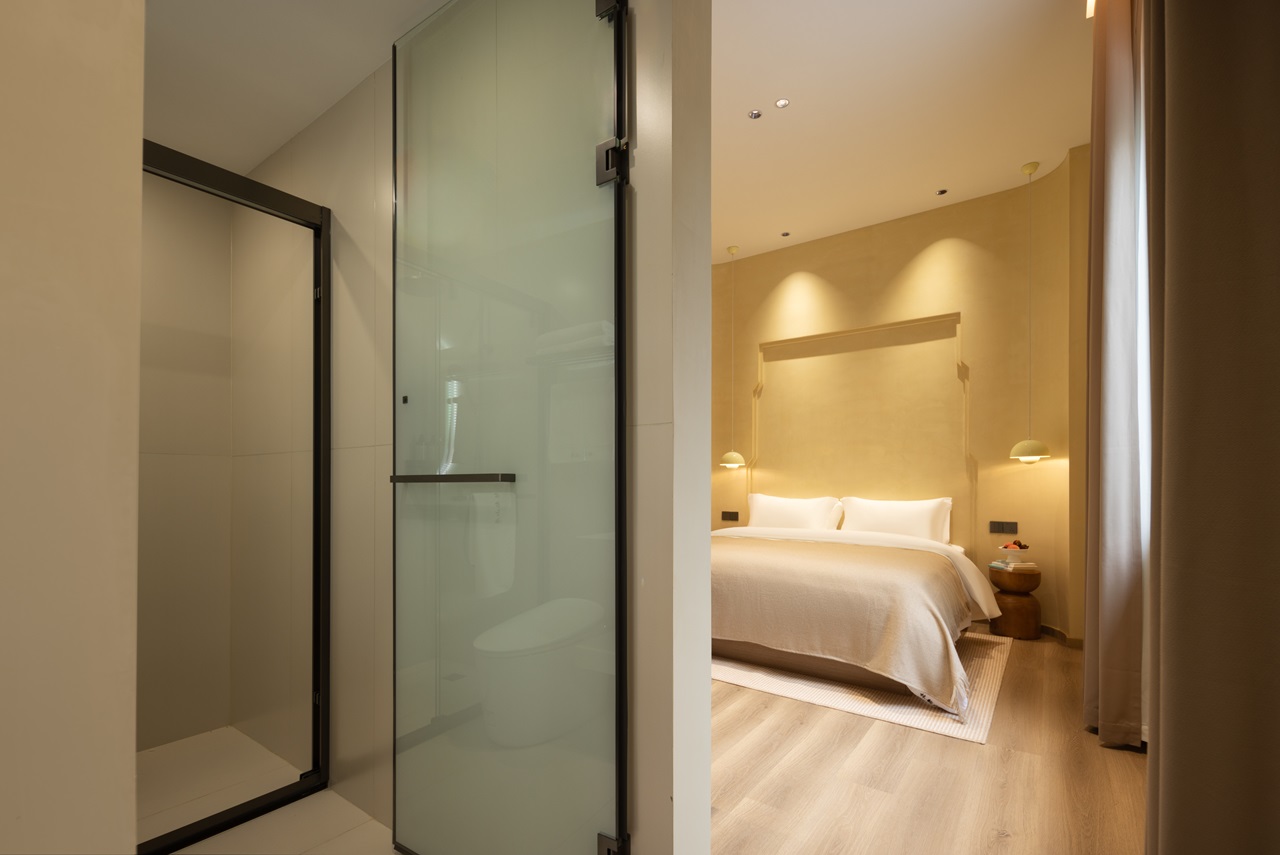 Secret Realm Leisure Double Bed Room (Tv Projection + Smart Toilet)