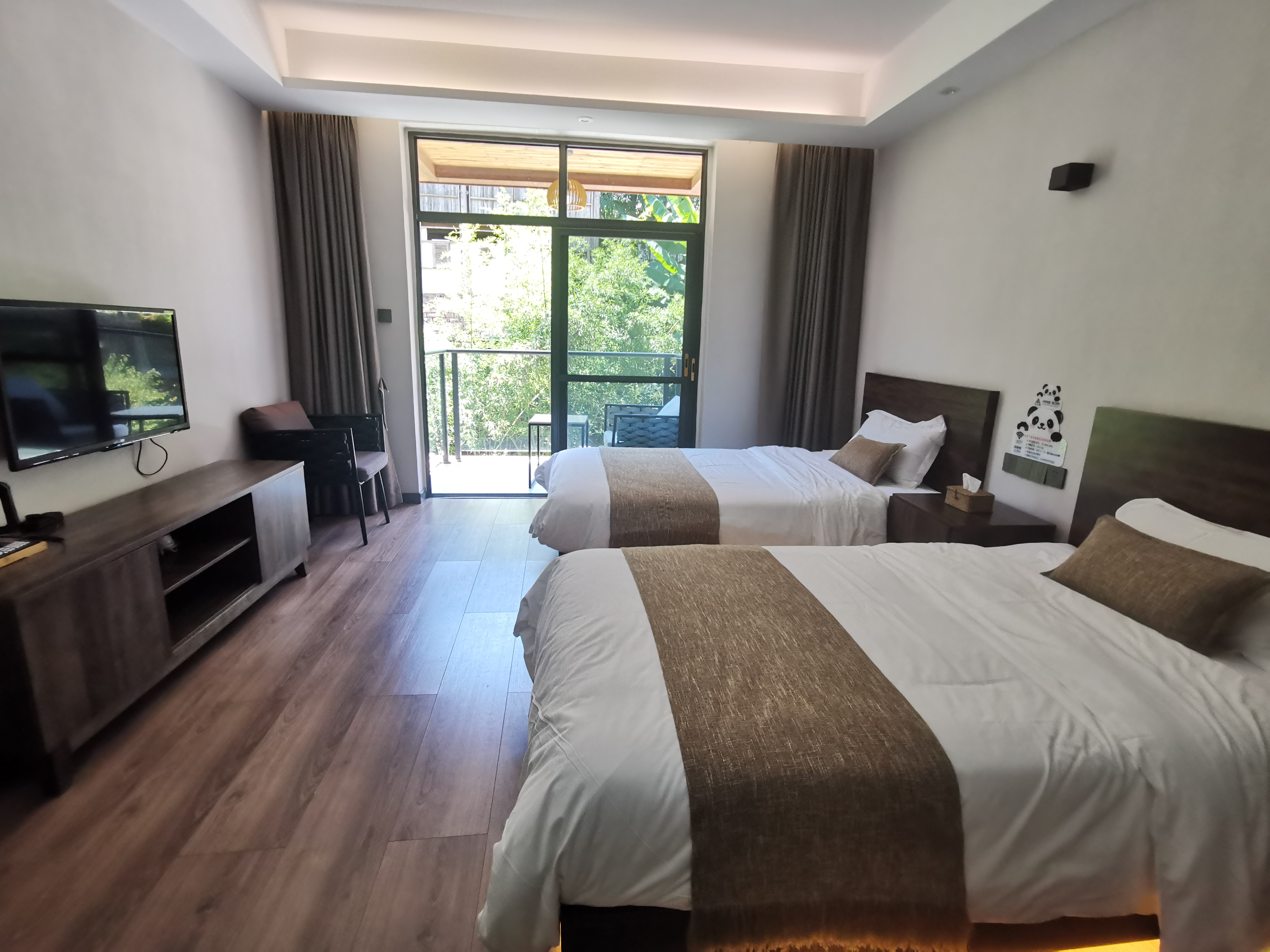 Elegant Room - Garden-View (2 Beds)