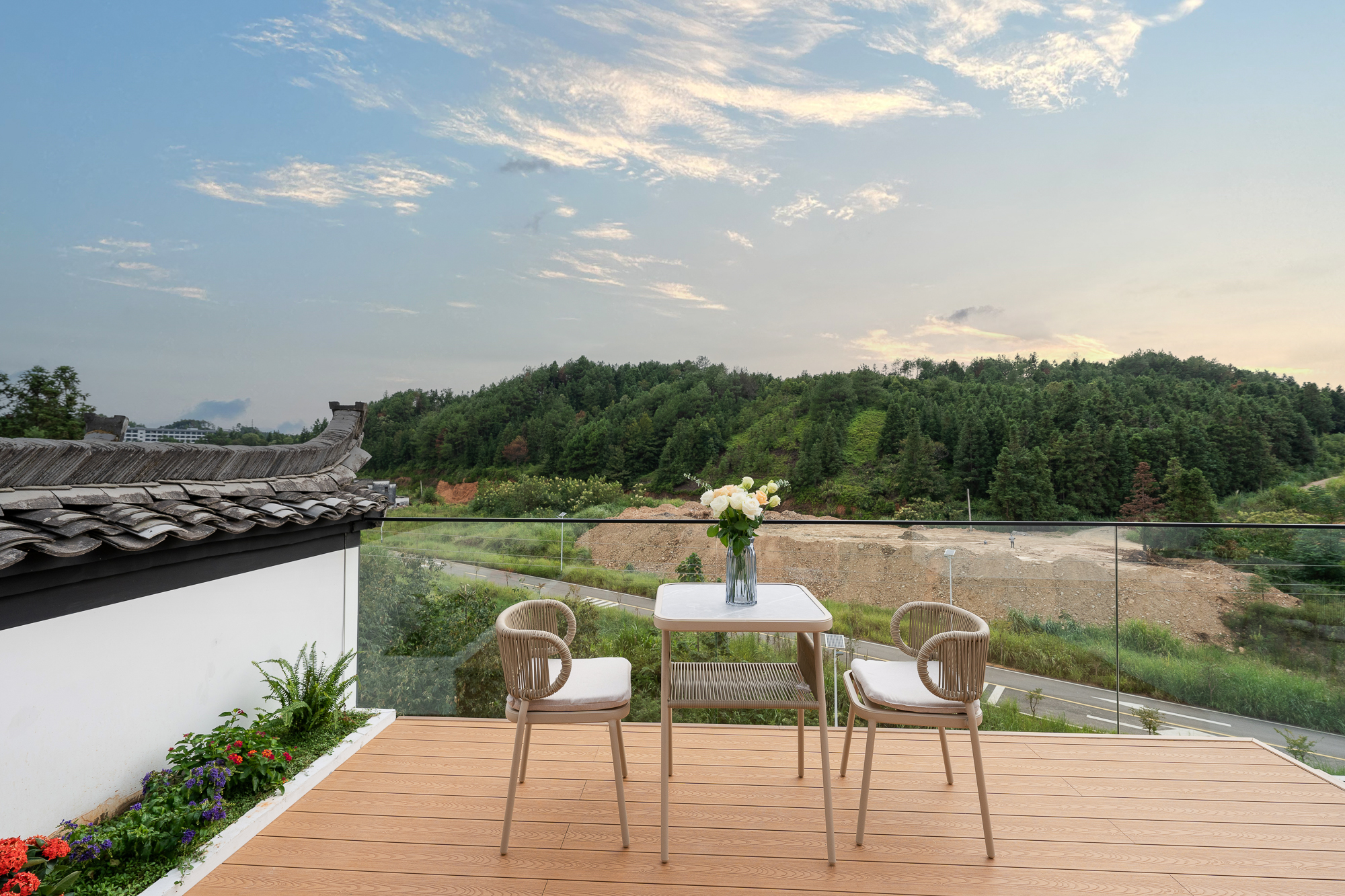 Featured Family Friendly Smart Room - With View (Terrace, Window)