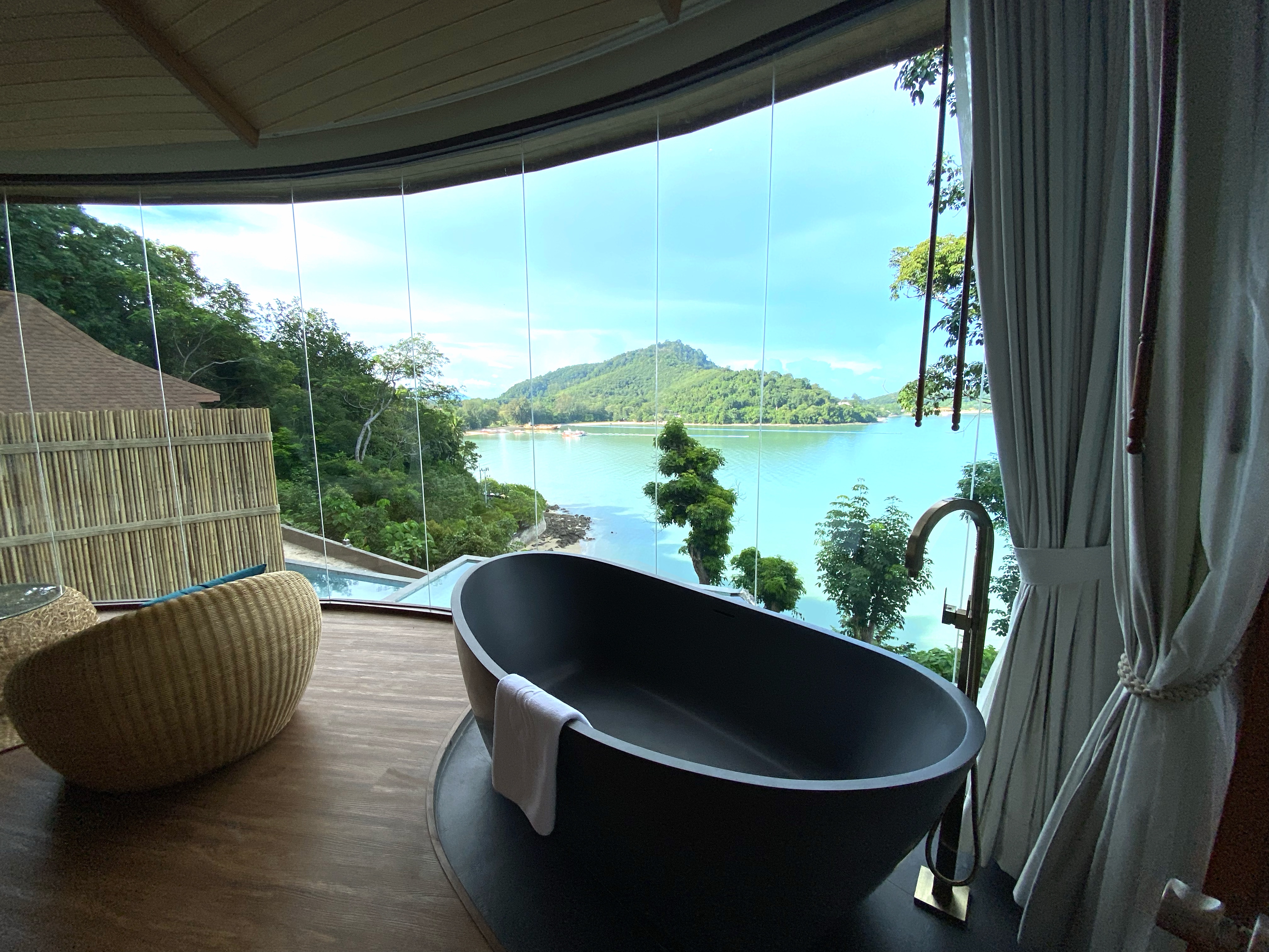 複式泳池別墅 B