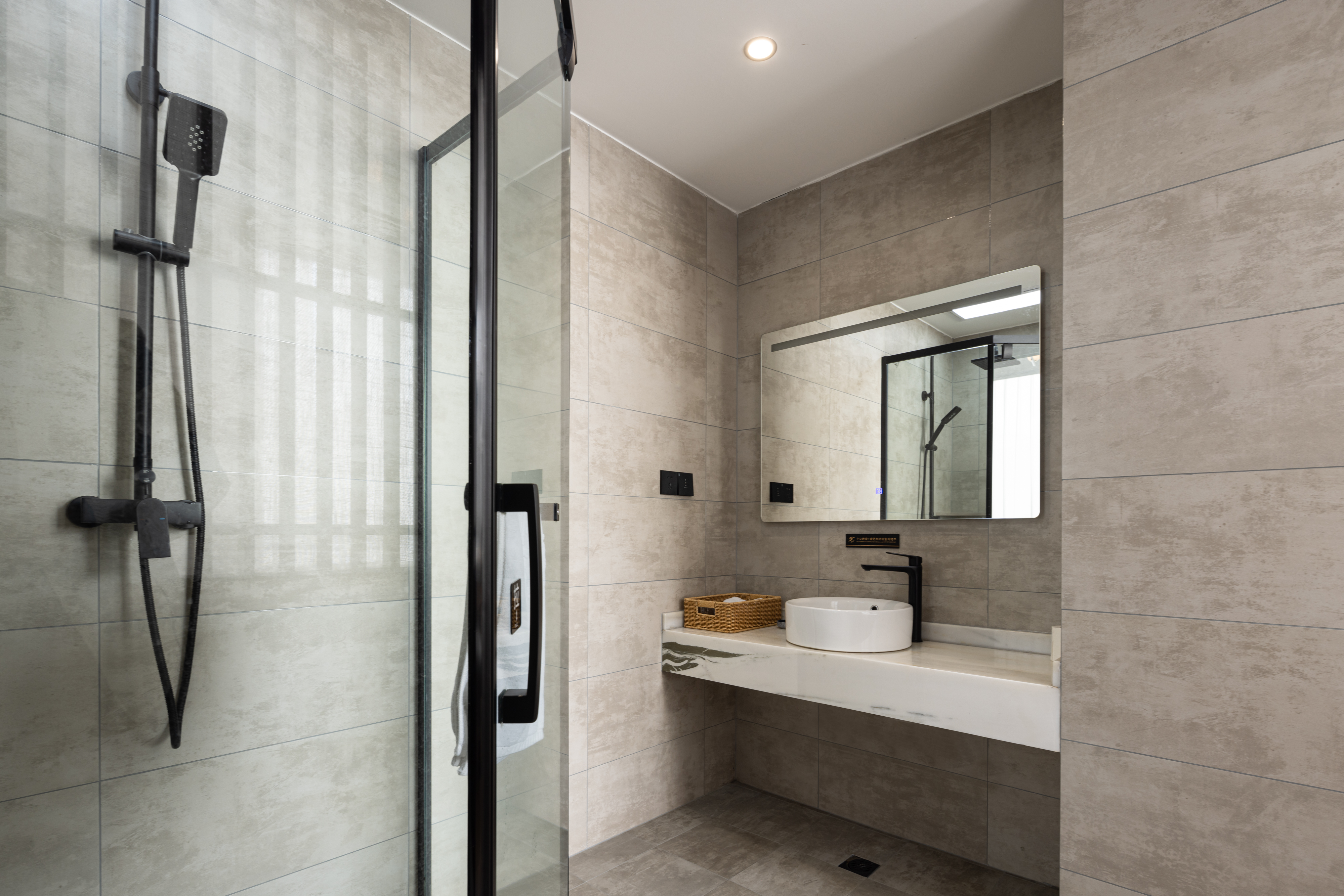 Yifeng Pastoral Scenic Double Bed Room