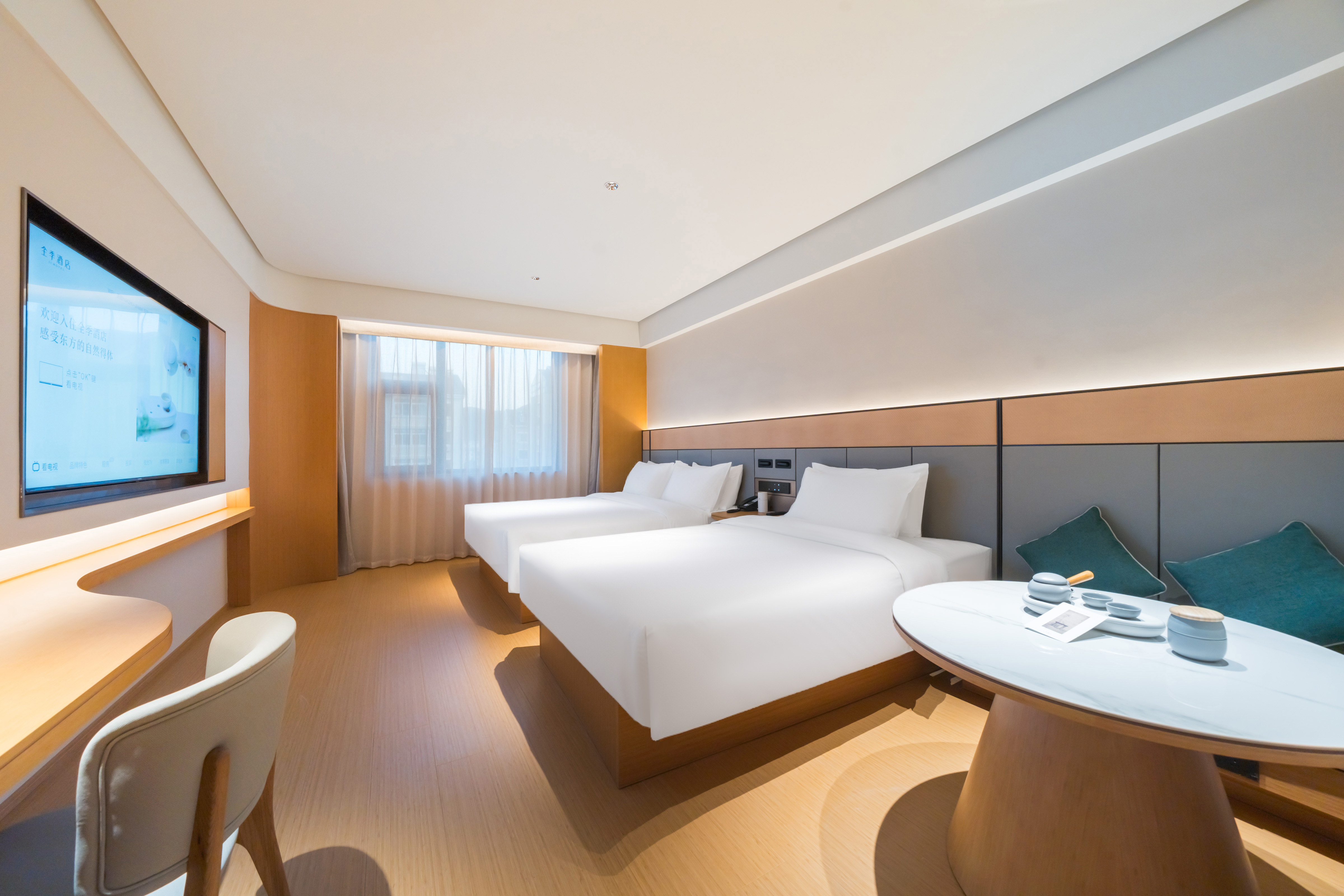 家庭房（深睡床垫+小冰箱+手机投屏）