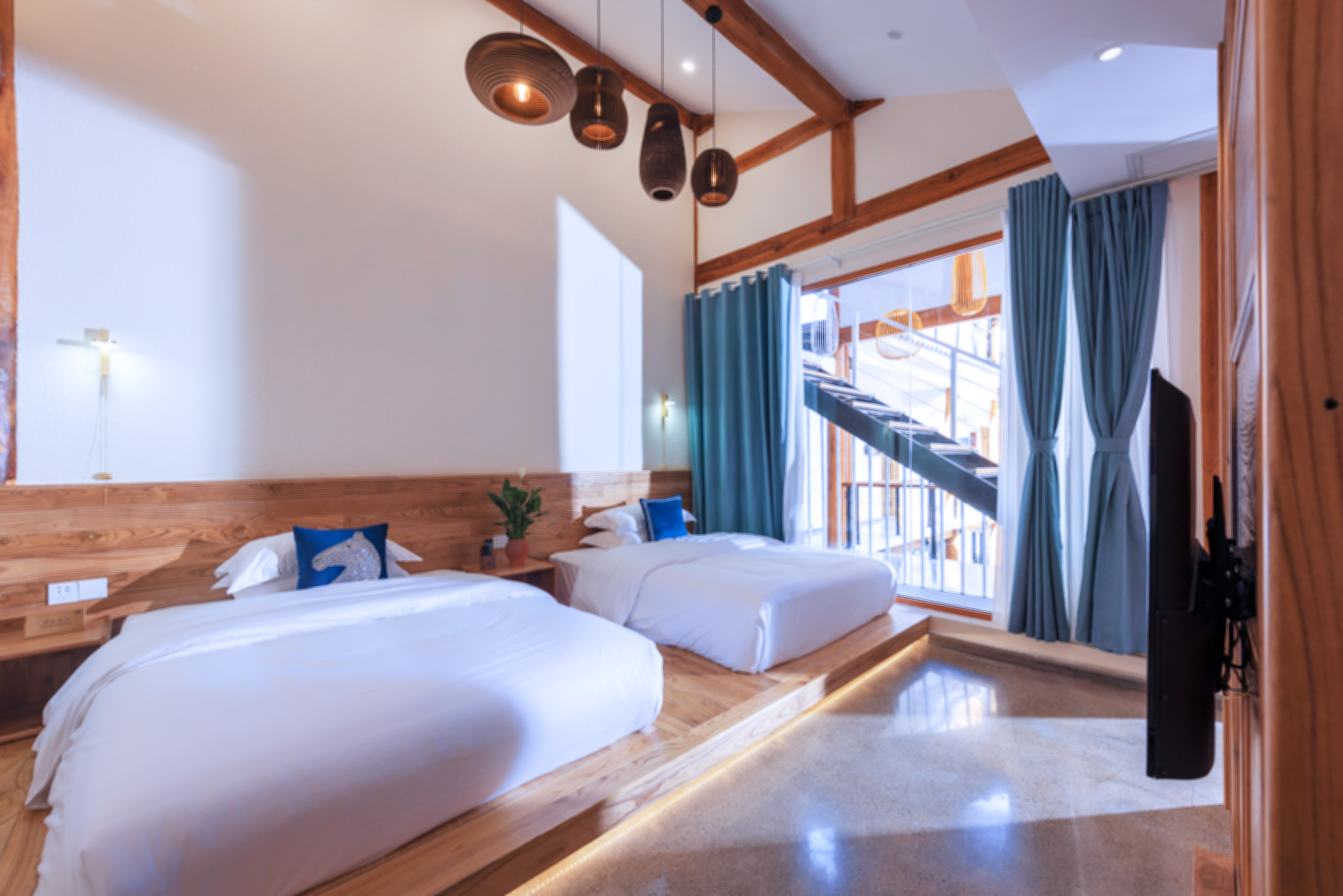 運時·悦享無憂雙床房「榻榻米·金可兒舒睡床墊·恆温花灑·原木傢俱」