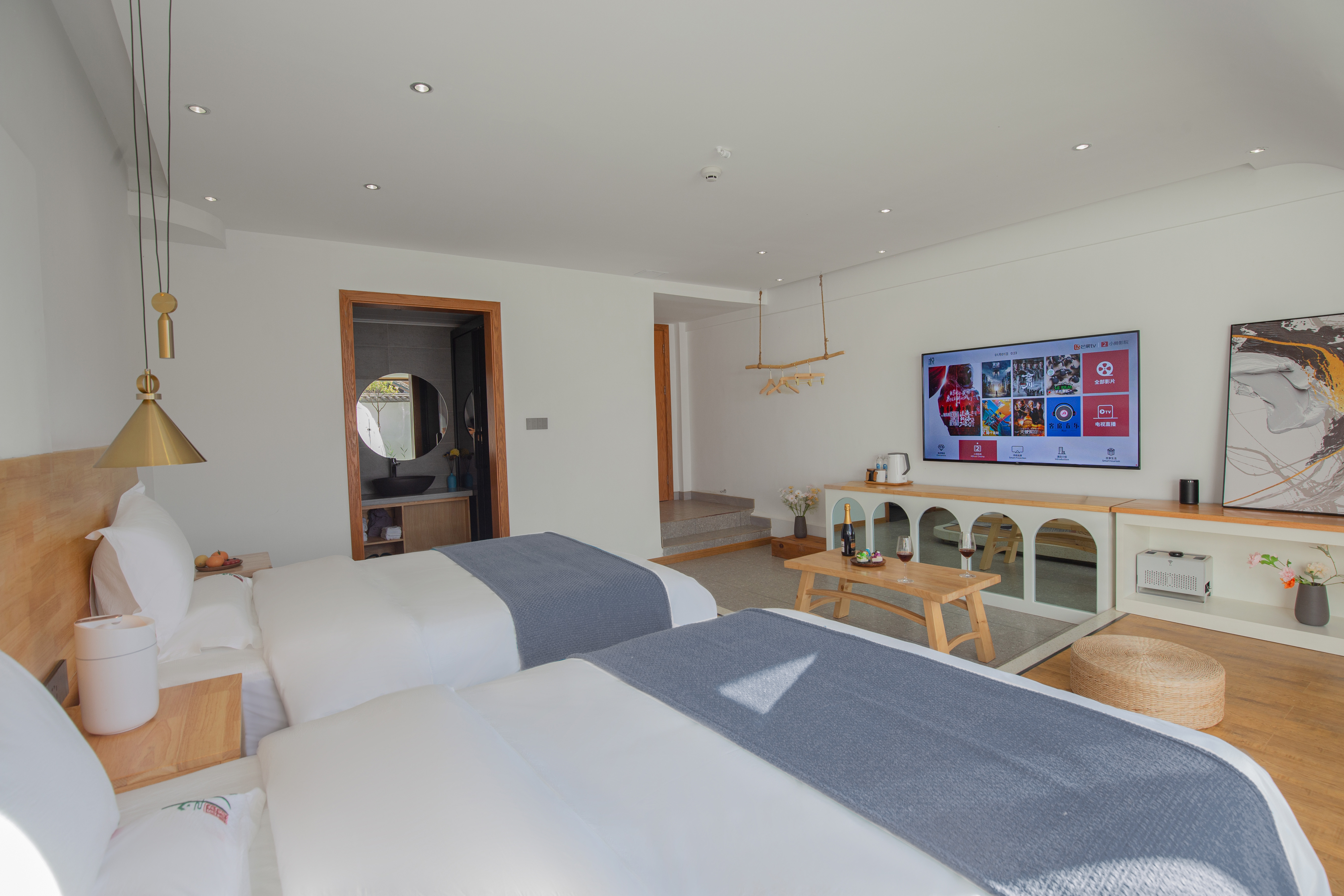 Luxury Quality Family Starry Sky Room