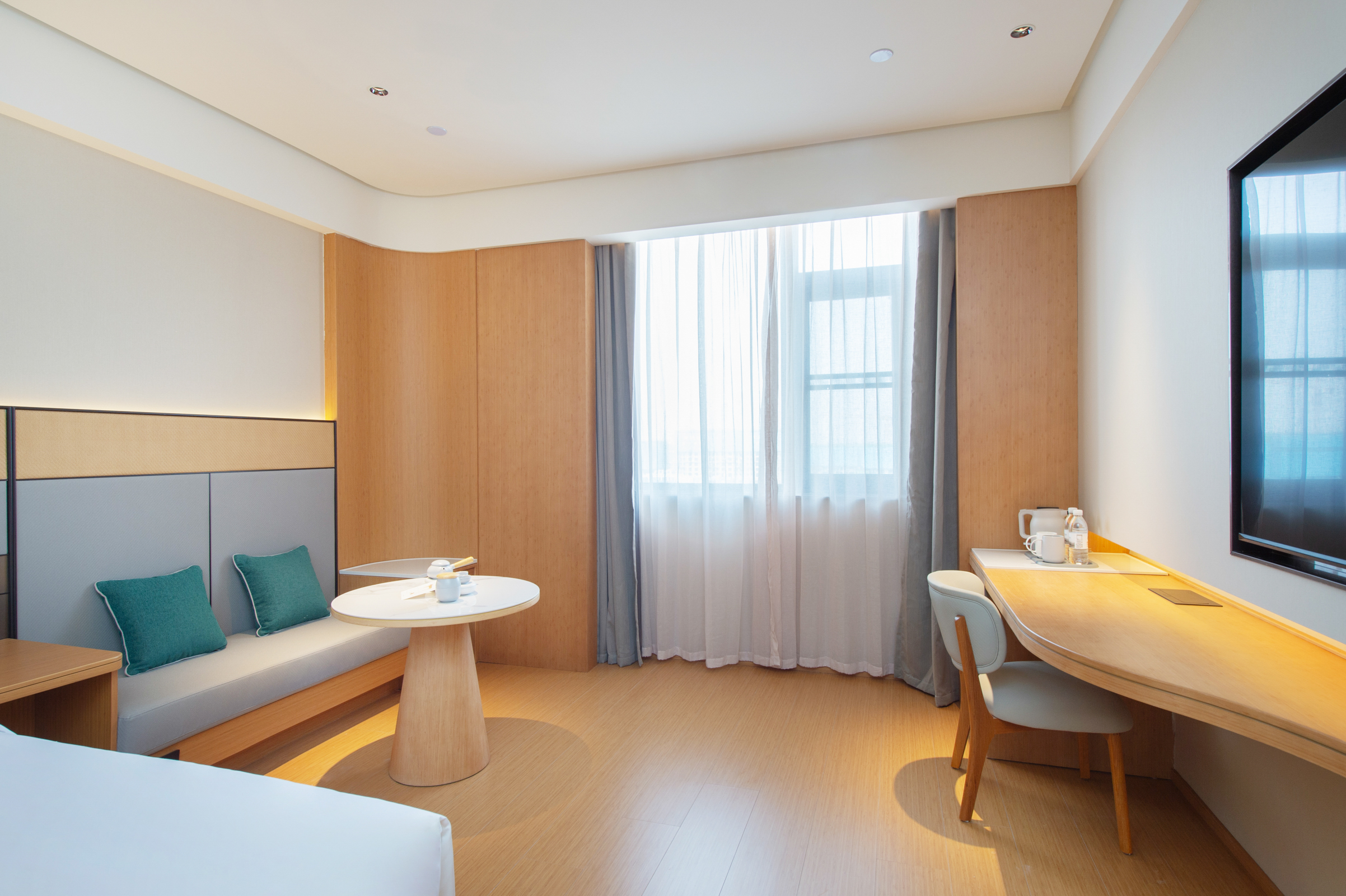 商务大床房【都市谧境·东方雅韵· 零压床品】