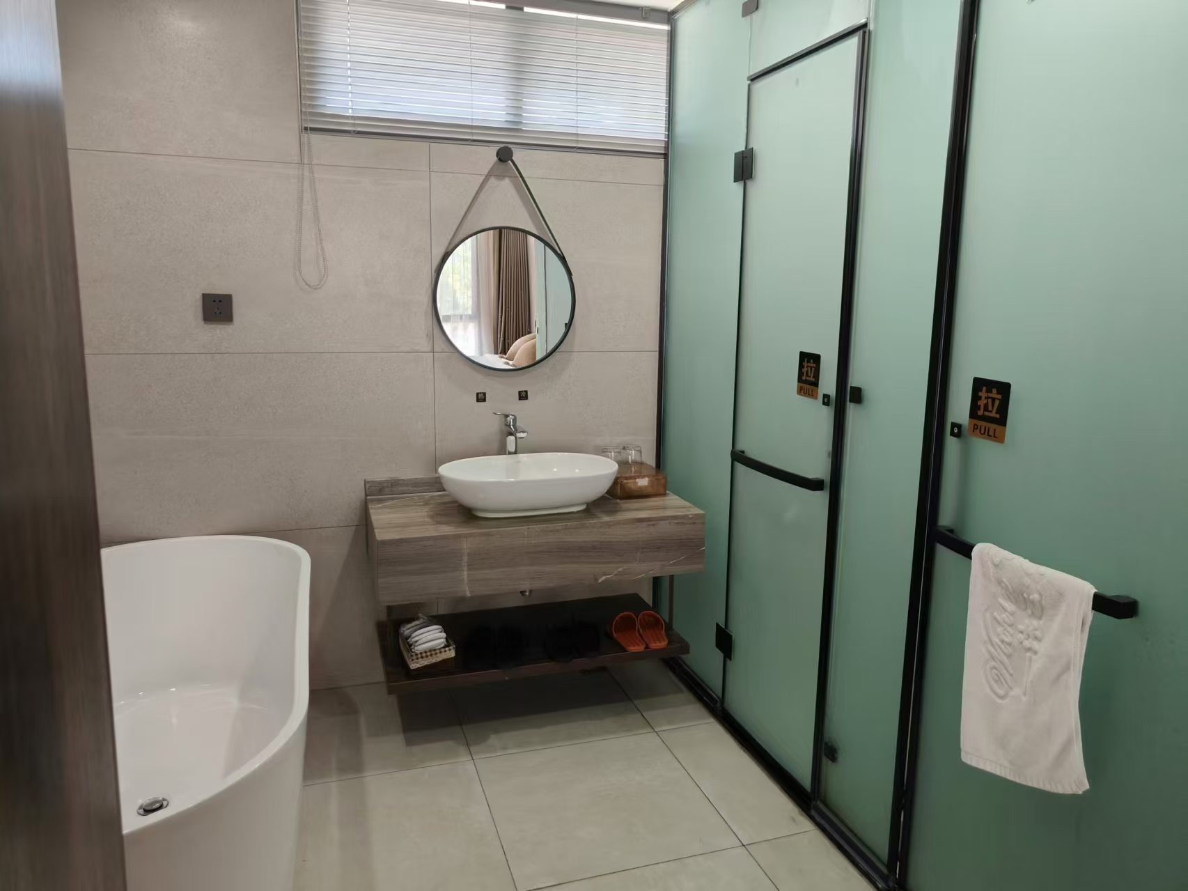 Family Suite - 2-Room (1 Living Room, 2 Bathrooms)