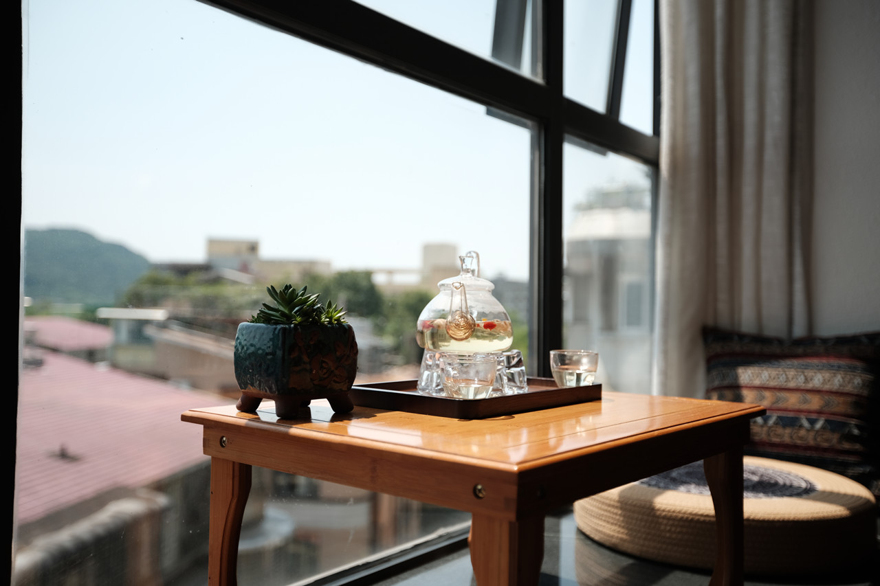 民俗之韵||安享美梦双床房+如诗如画+大飘窗迷你茶台