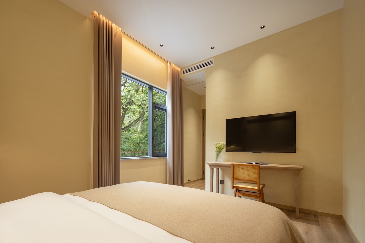 Secret Realm Leisure Double Bed Room (Tv Projection + Smart Toilet)