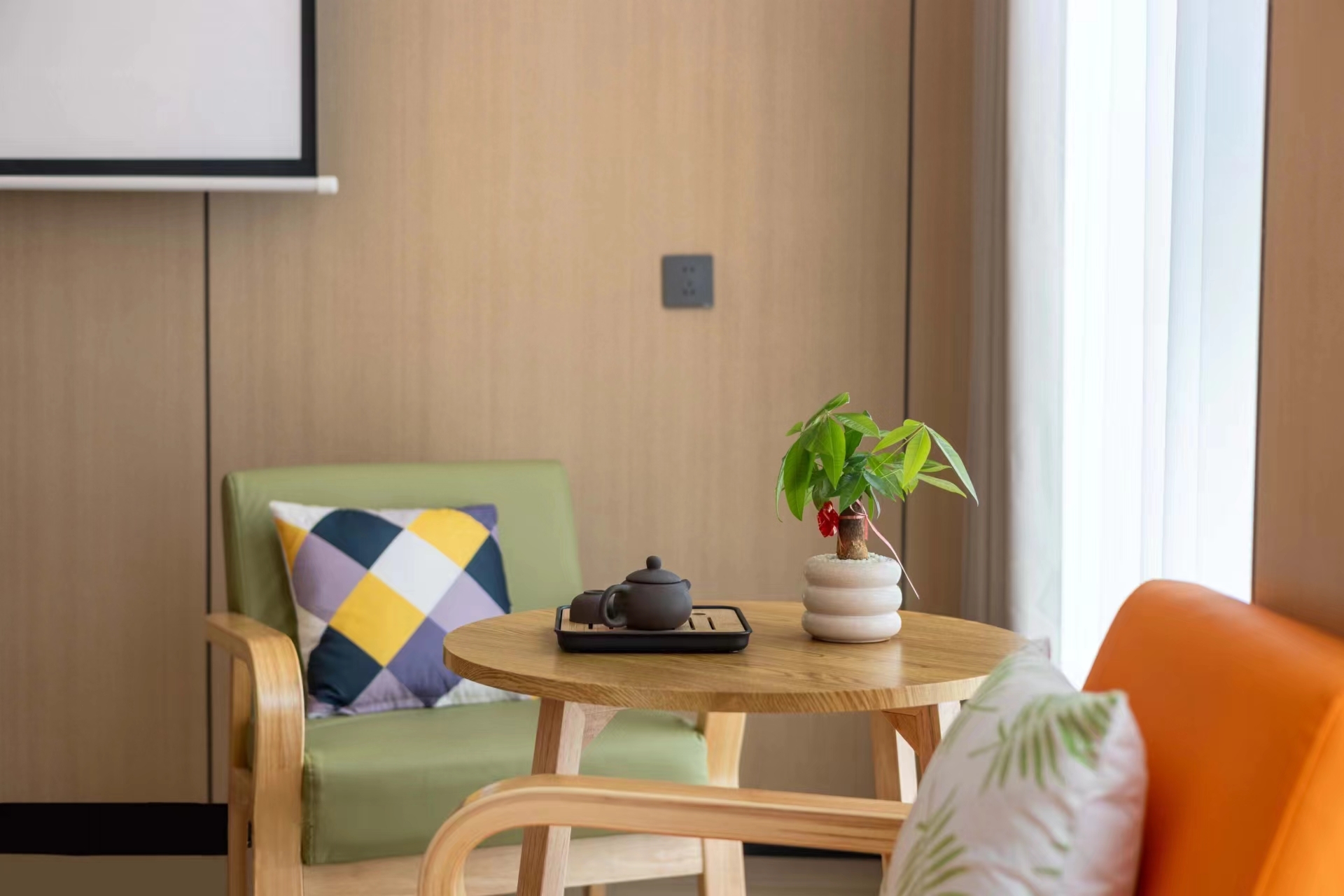 Zhi Le Double Bed Room With High-End Latex Mattress + Smart Toilet