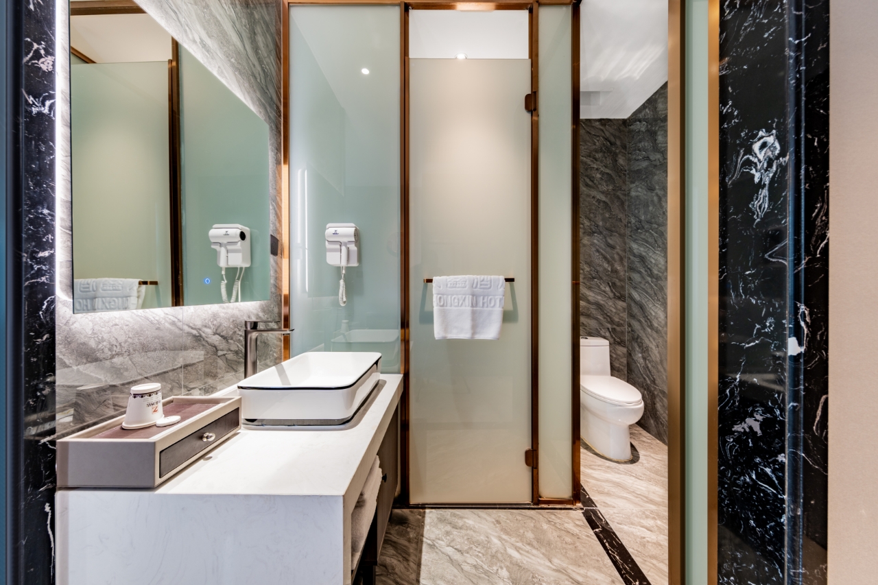 亲子家庭套房（乳胶床垫+影音智能+榻榻米床）