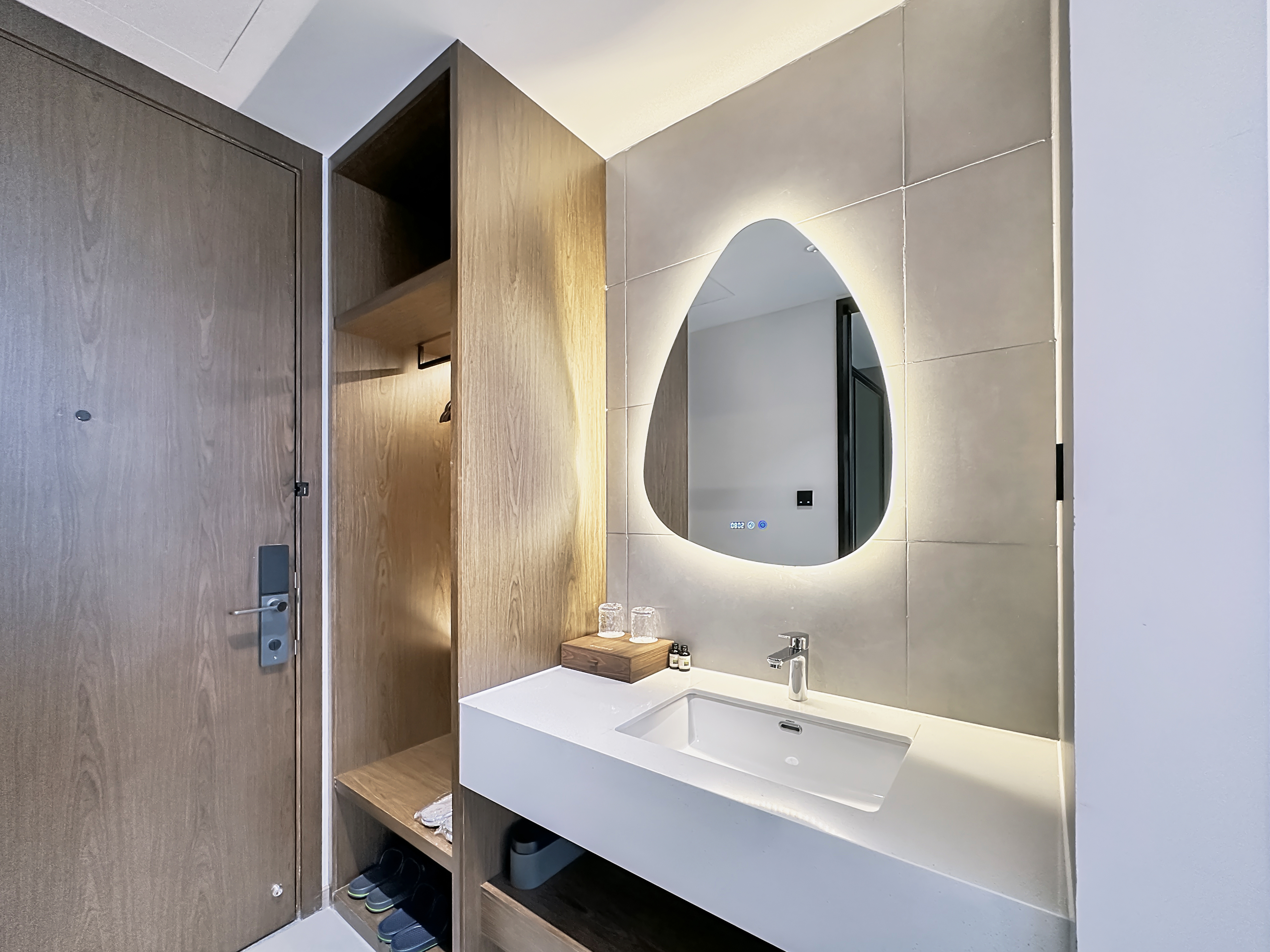 茶影·【豪华大床房】全屋智能、100寸高清投影