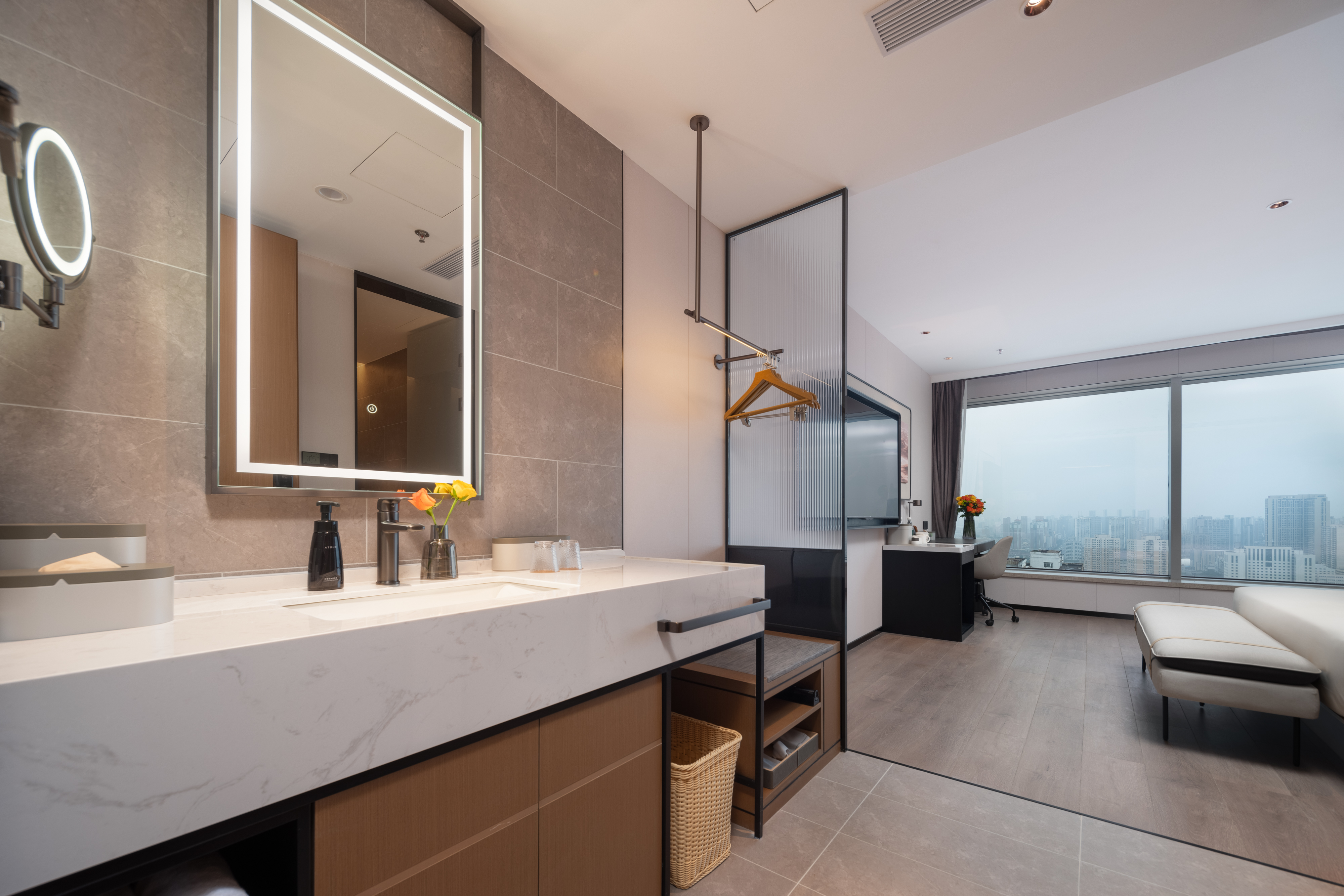 Executive Double Bed Room With Sky View/Xiaodu Smart Control/Smart Toilet/Mobile Screen Casting