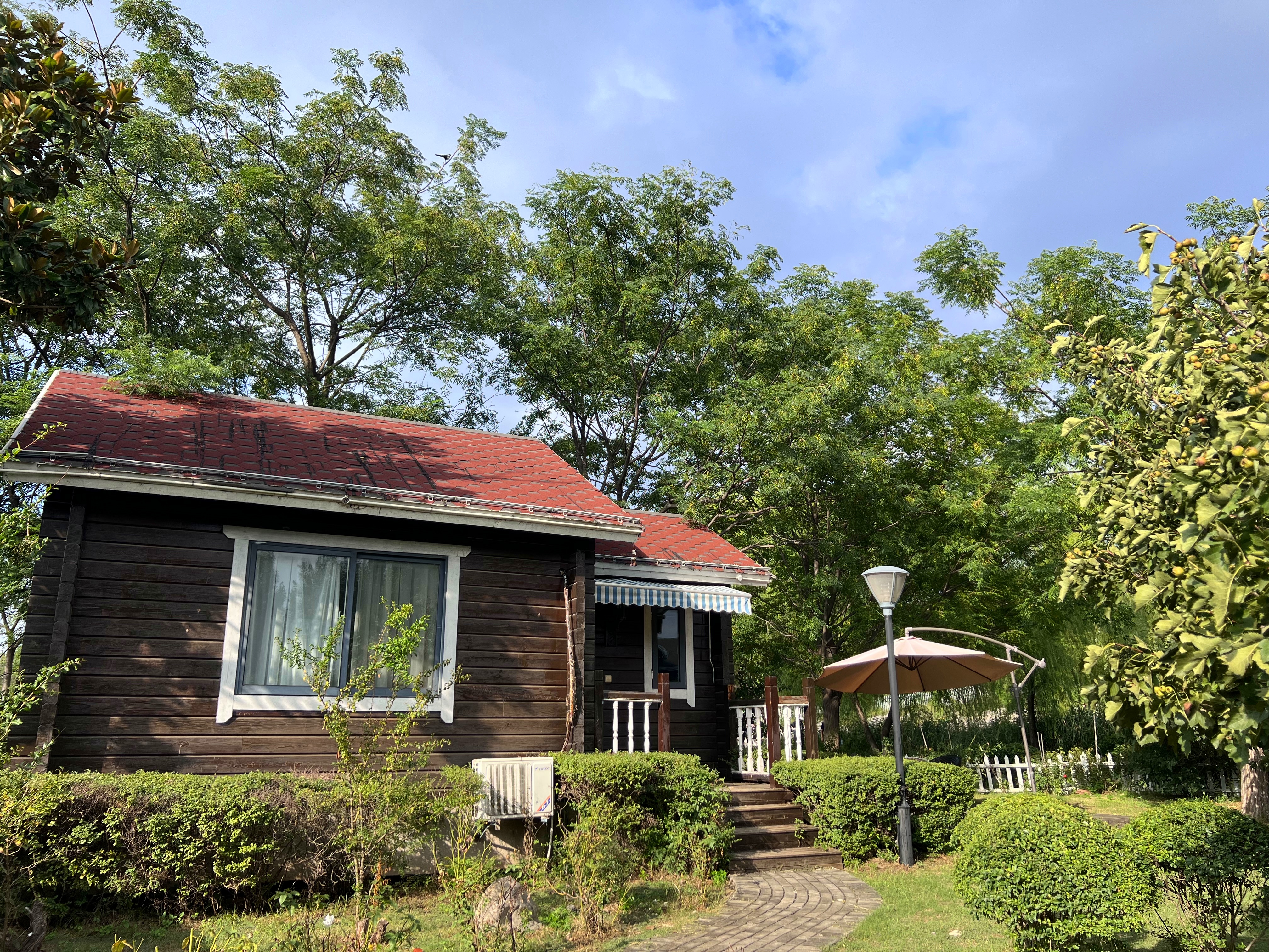 Fairy Tale Forest Cabin (2 Beds)
