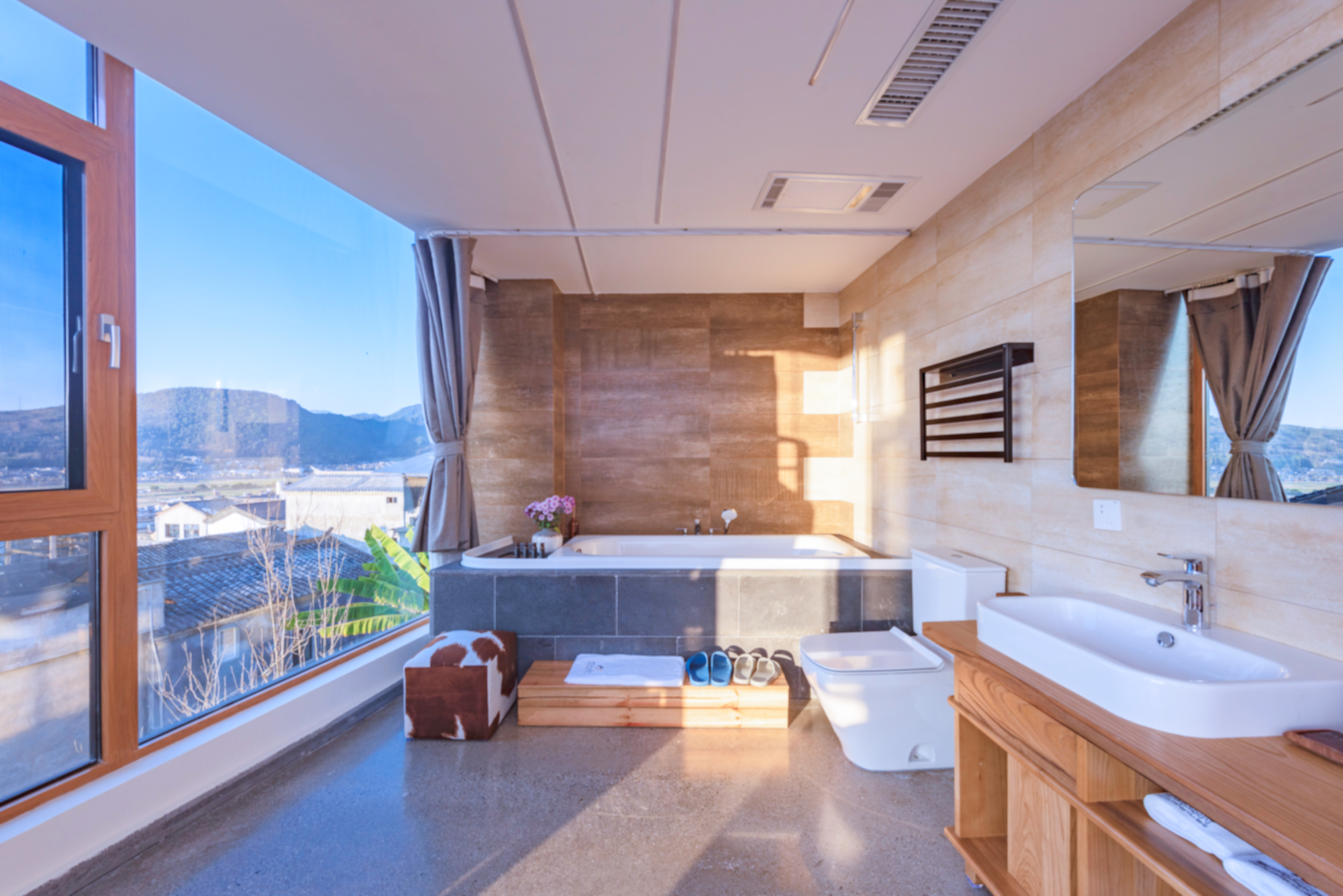 無際·俯瞰古鎮蜜月私湯大床房「180°觀景·田野風光·金可兒床墊·恆温花灑·電熱毛巾架·原木傢俱」