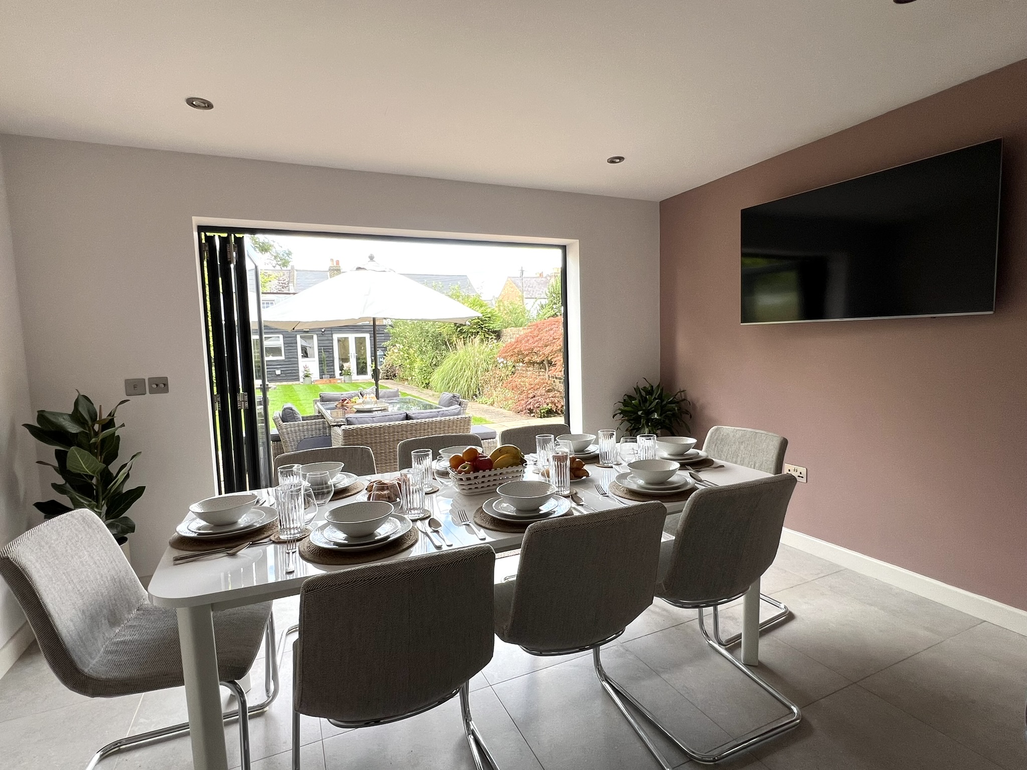 私人四卧室小屋