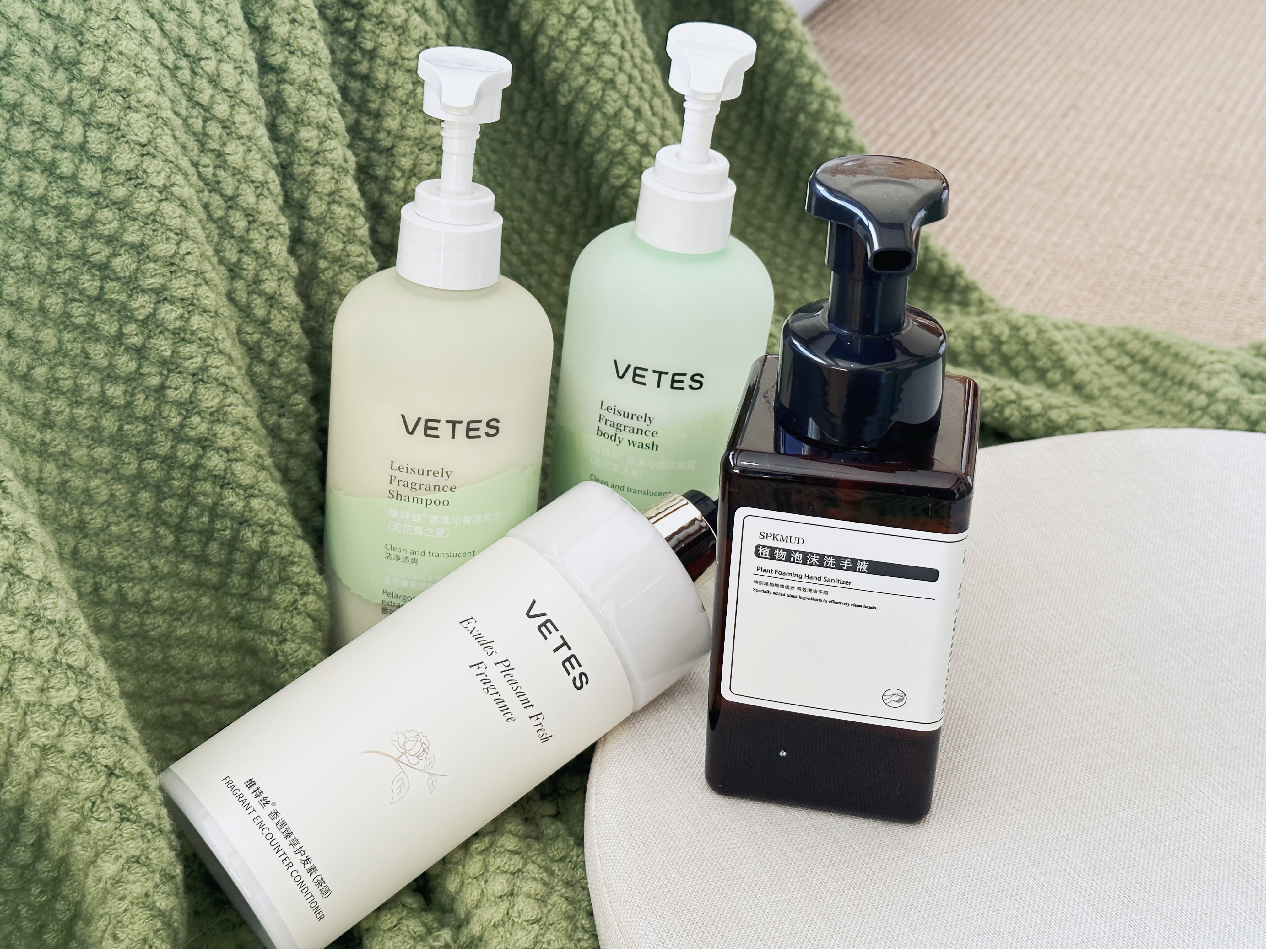 Mountain-view Twin Room