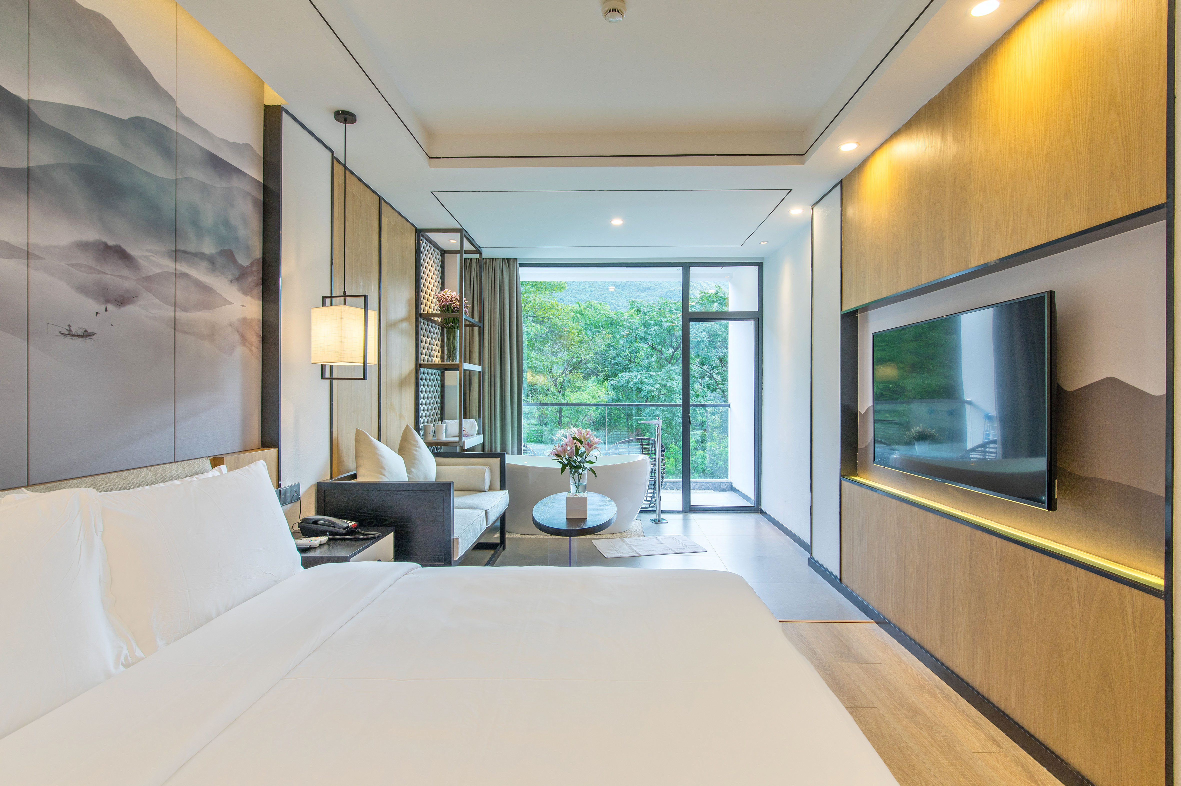 Shanshui Double Bed Room With Scenic Balcony And Scenic Tub