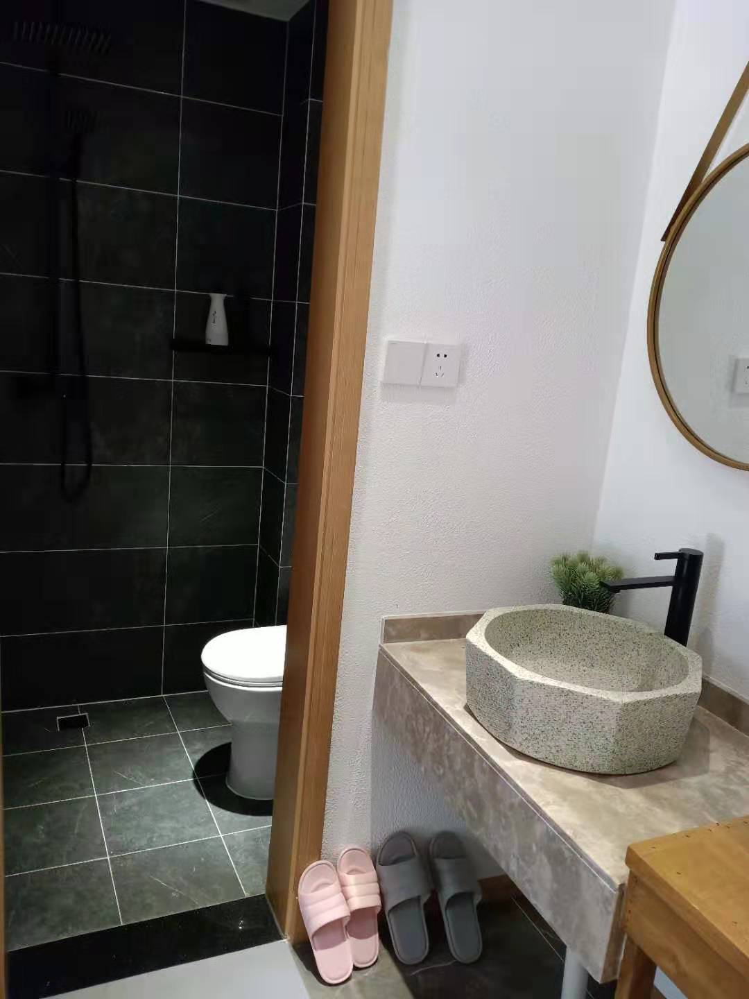 迷你院景大床房