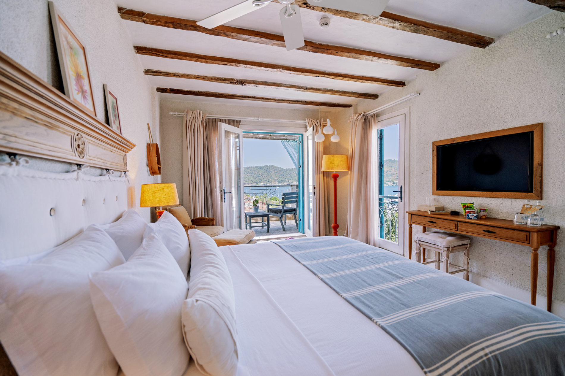 海景豪华套房（带按摩浴缸）