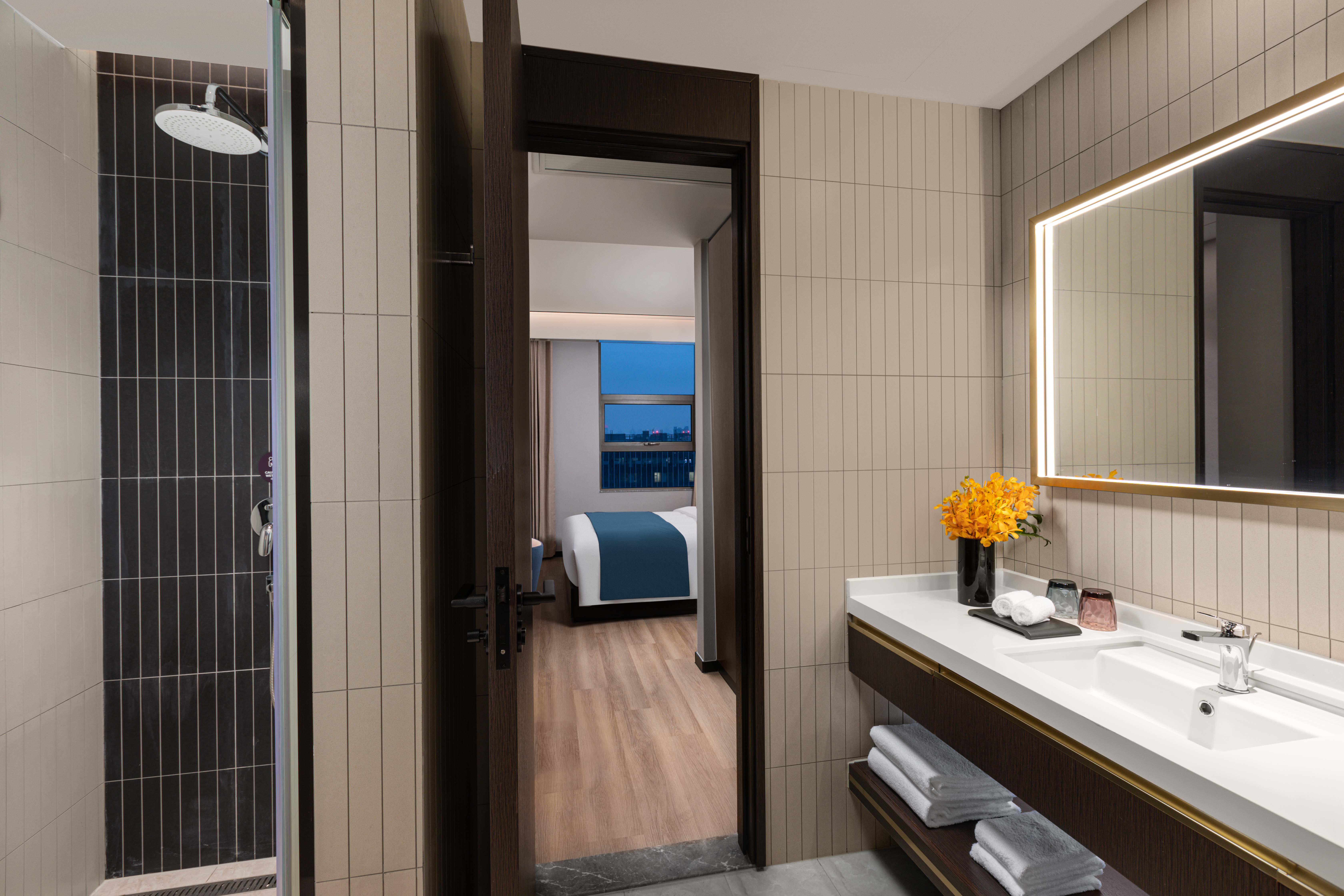 一房行政套房（洗烘机+冰箱+厨房+微波炉+可投屏）