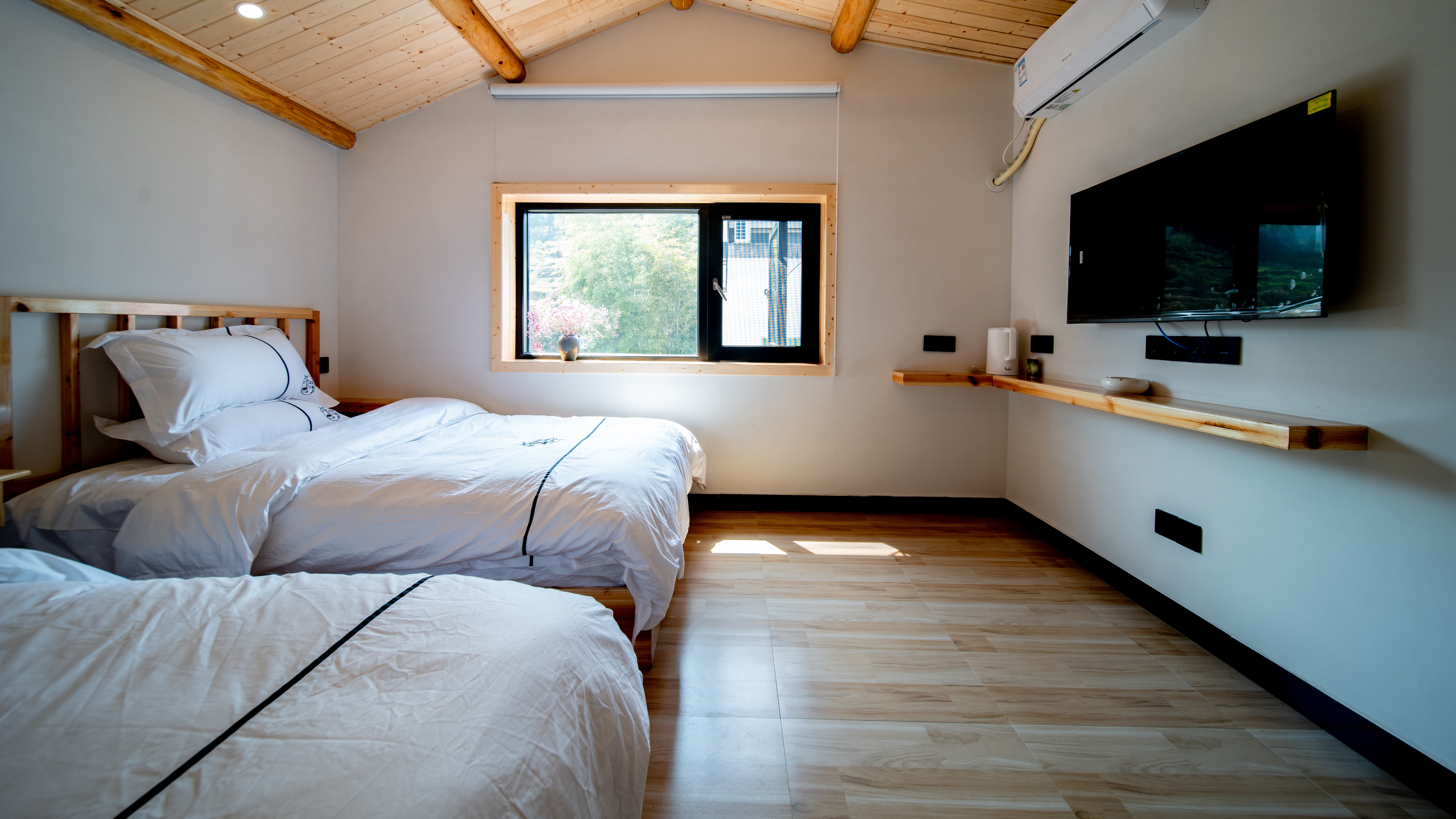 Happy Residence Standard Room