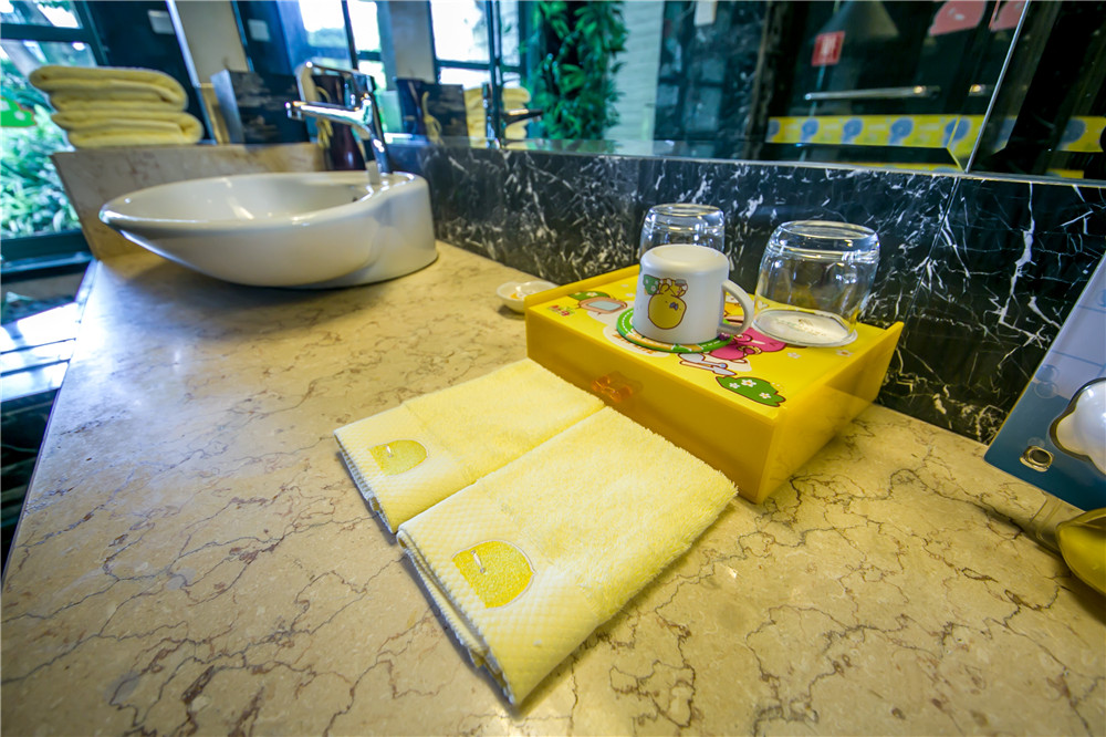 酷芽小鸡彩虹别墅套房A