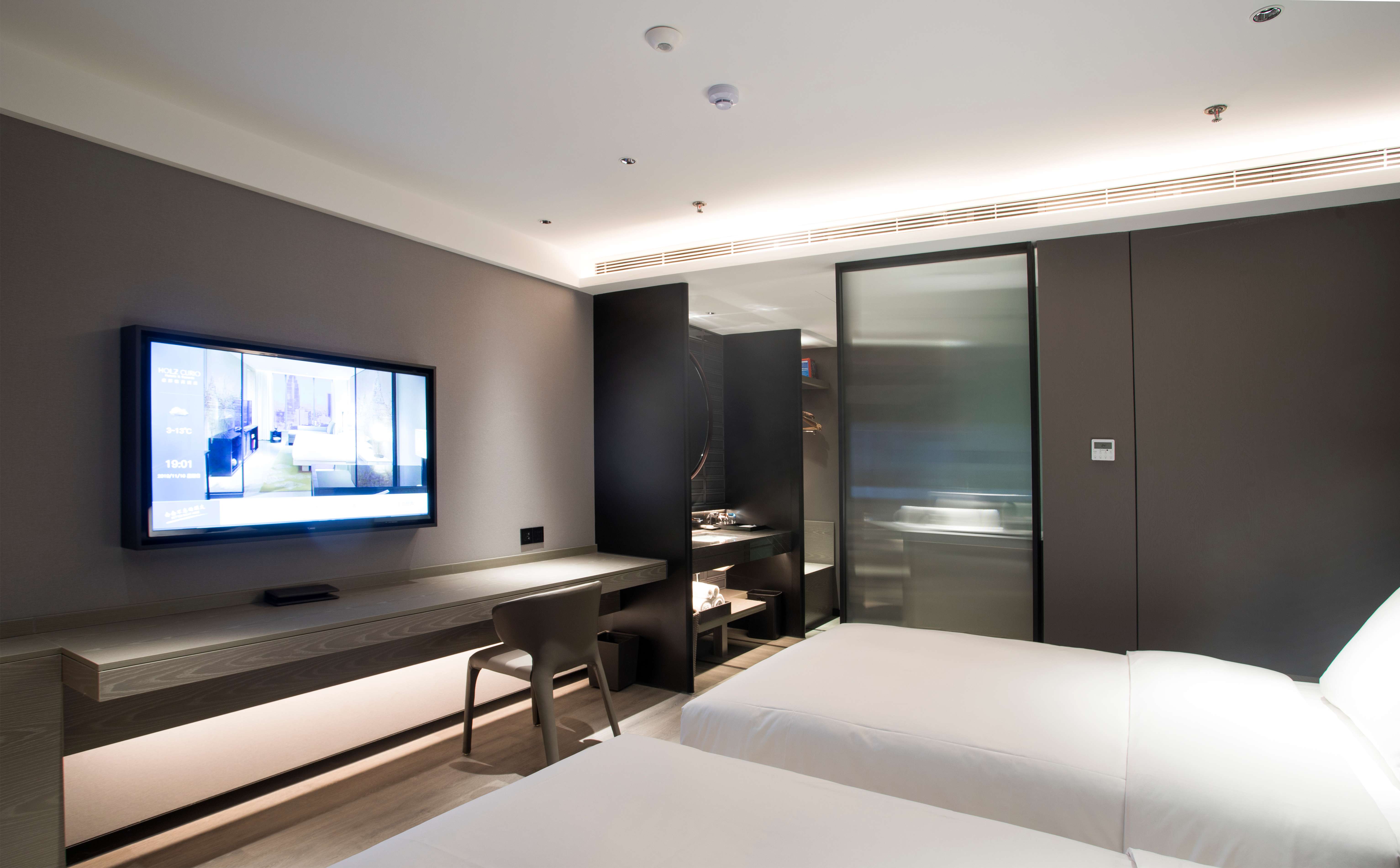 Smart Room (2 Beds) (Fridge)