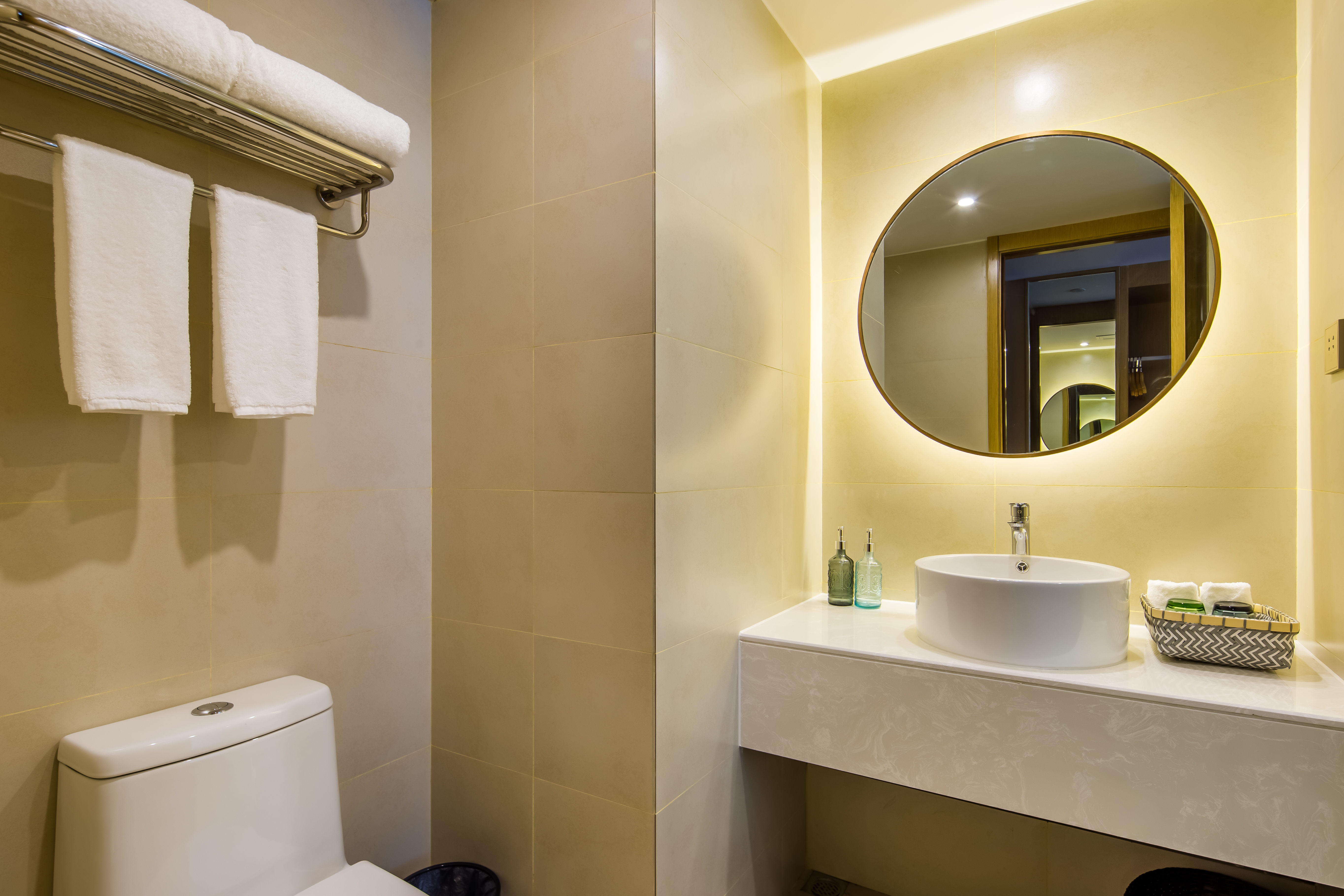 夕沐暖阳大床房