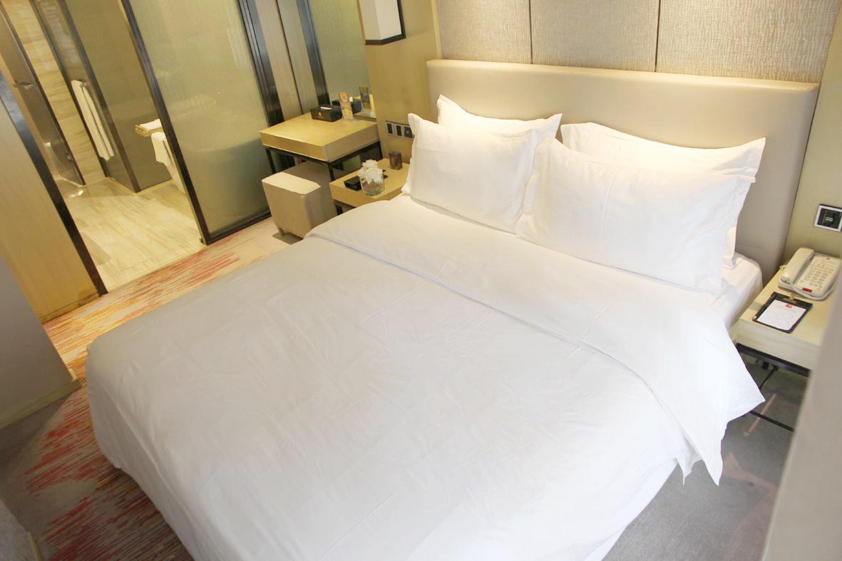 Family Twin Room (Two-Bedroom + Memory Foam Pillows + Tub)