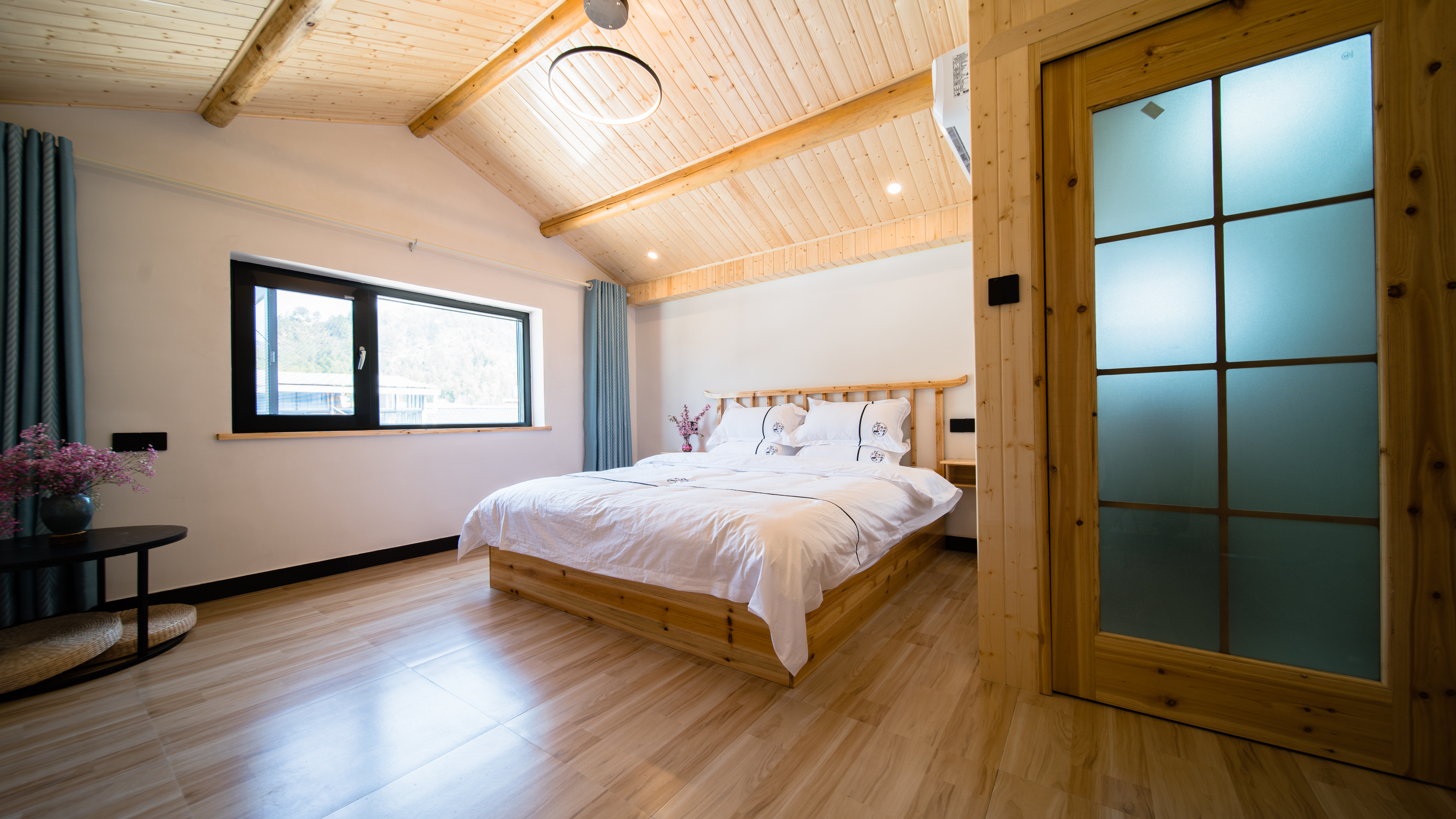 Livable Comfort Double Bed Room