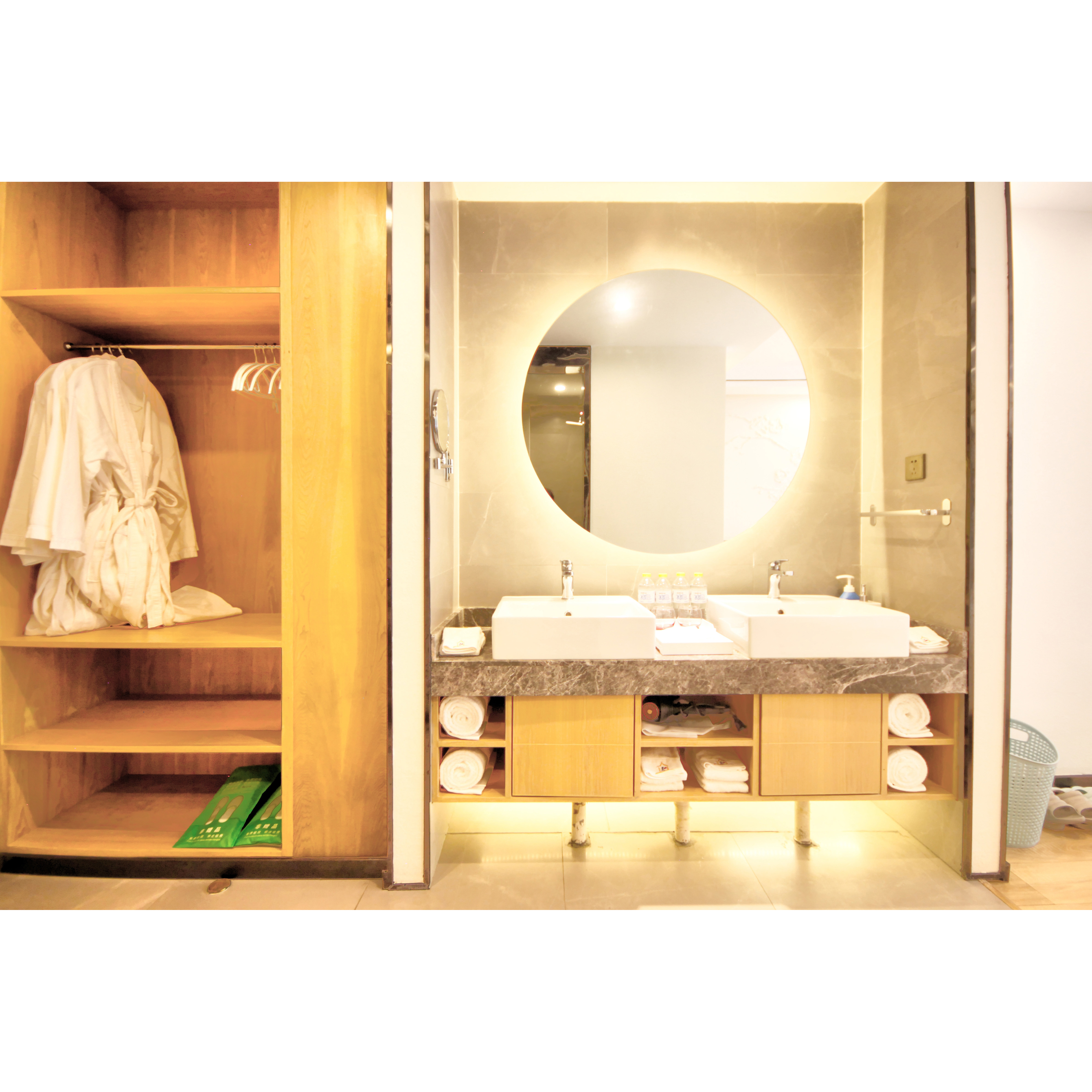 Shanshui Deluxe Standard Room With Scenic Balcony And Scenic Tub