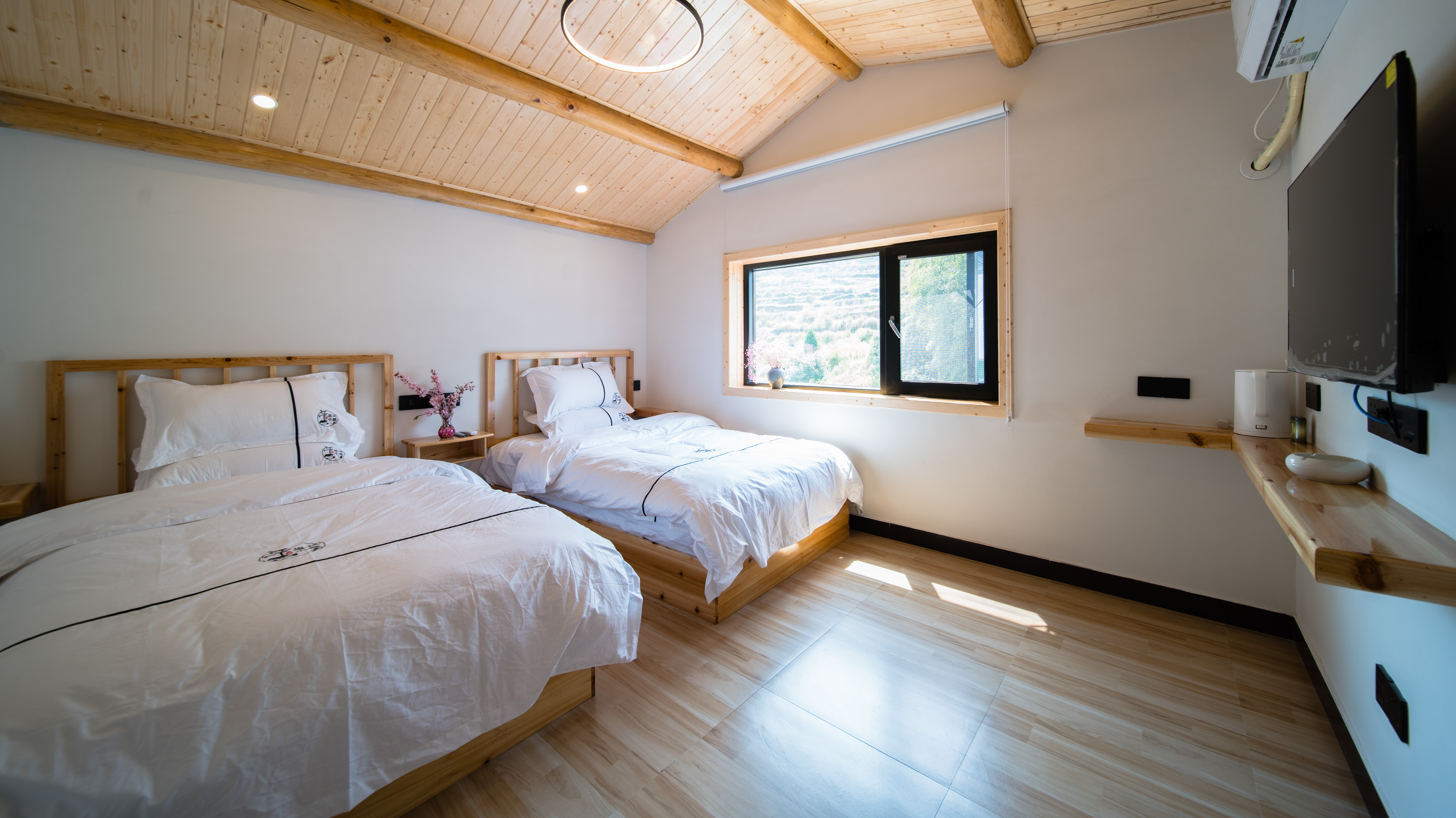 Happy Residence Standard Room