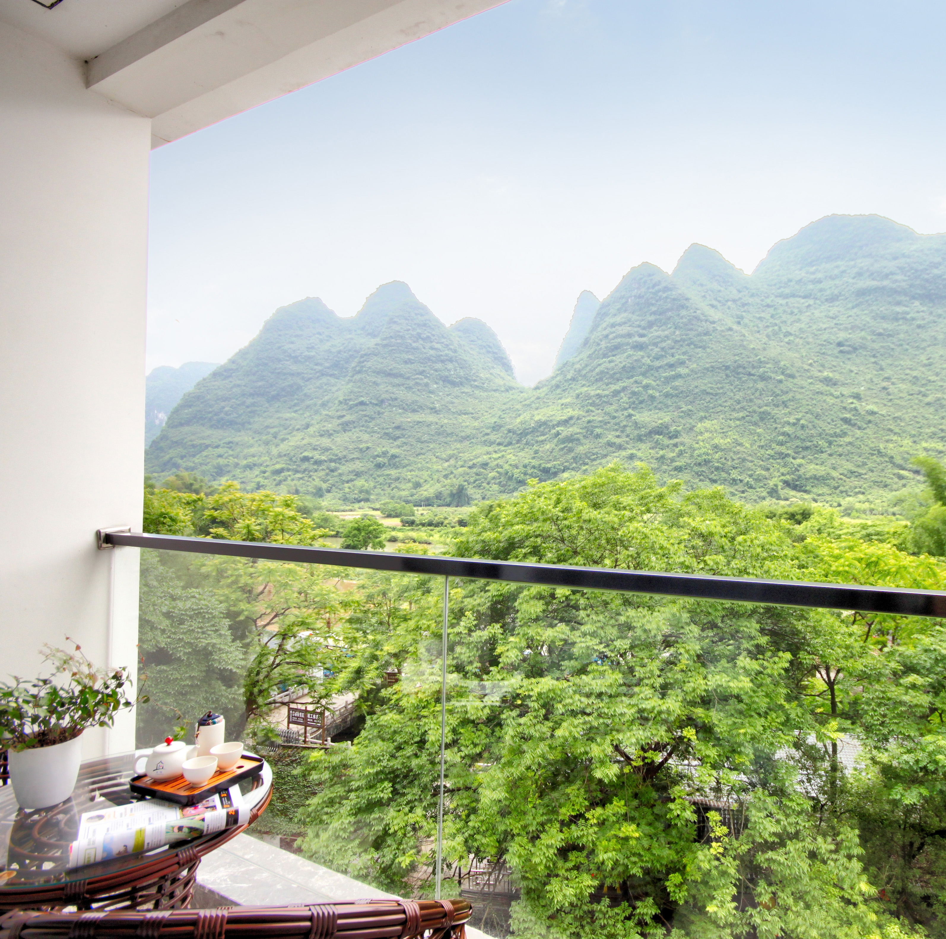 Shanshui Double Bed Room With Scenic Balcony And Scenic Tub