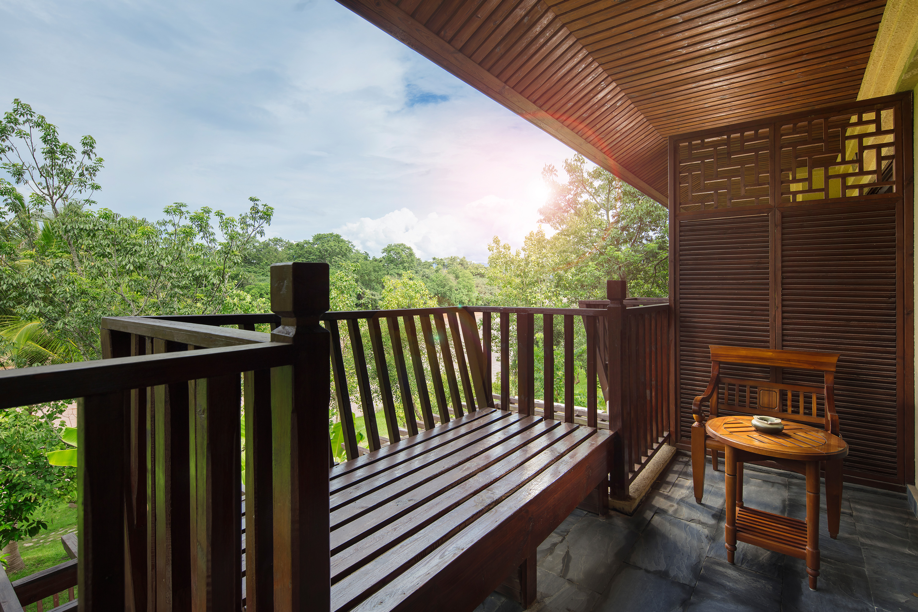 豪华河景大床房