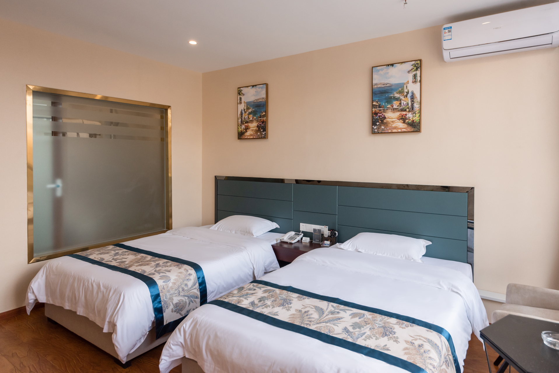 Zigong Hengrui Express Hotel (Zigong Vocational College Branch) Deluxe Room (2 beds)