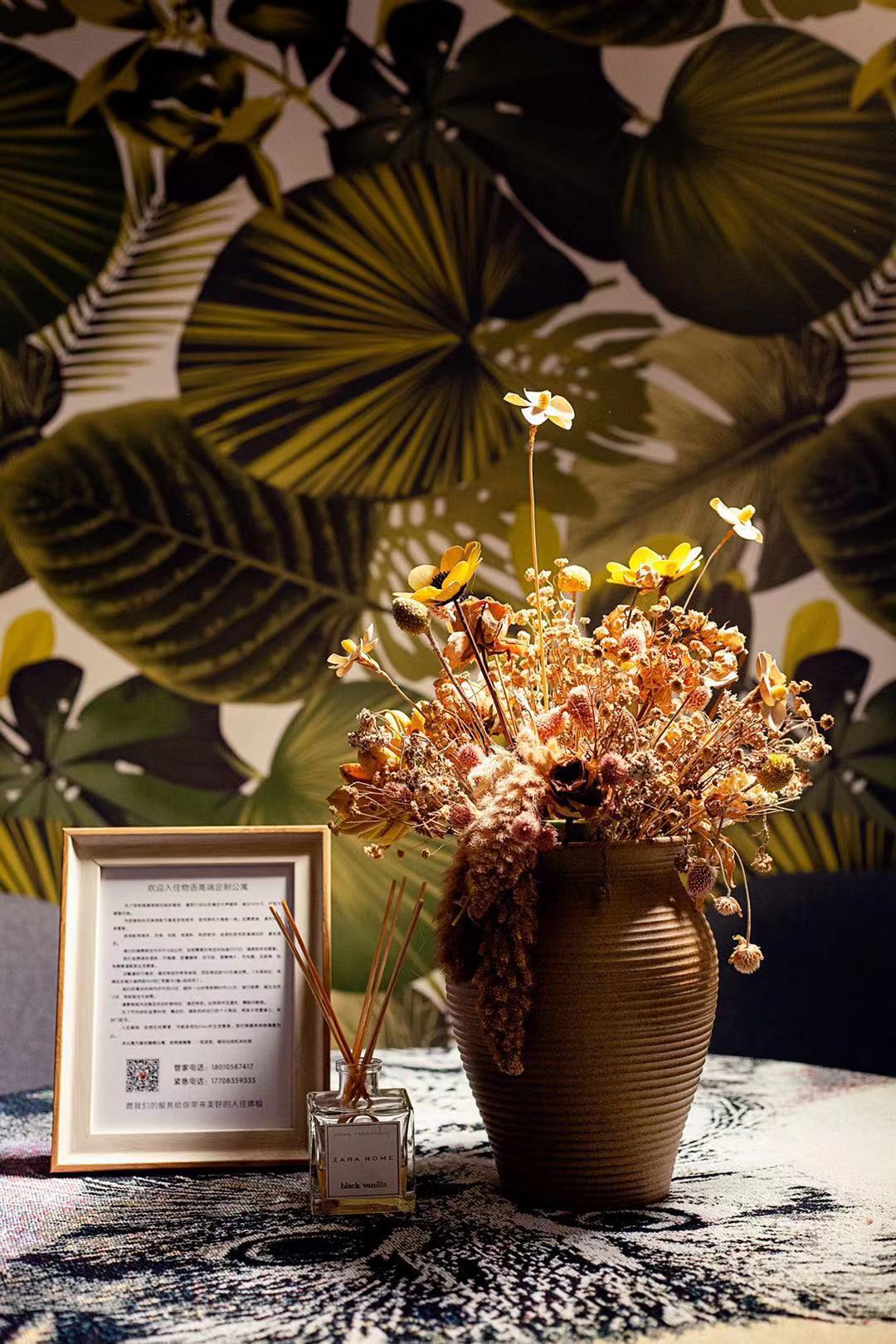 尊享双卧套房（洗衣机+熨衣设备+咖 啡机）