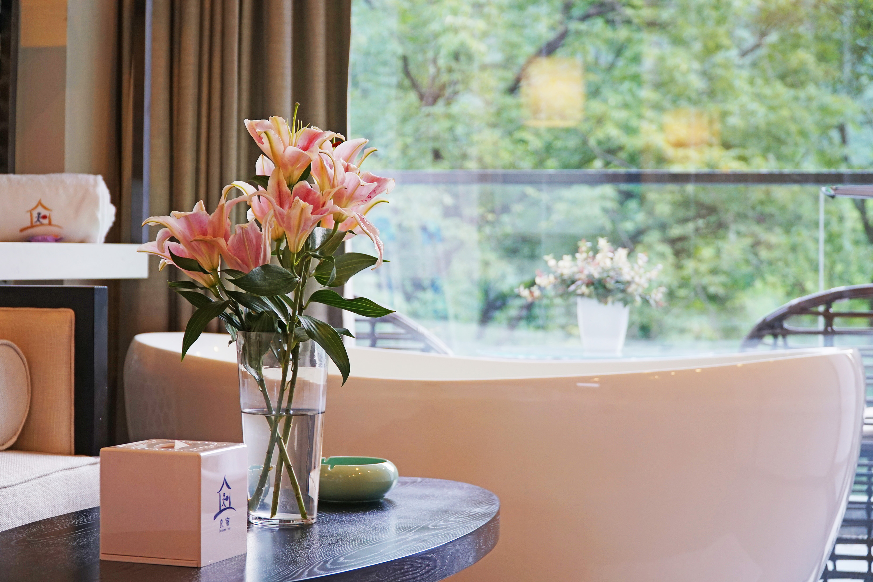 Shanshui Deluxe Standard Room With Scenic Balcony And Scenic Tub