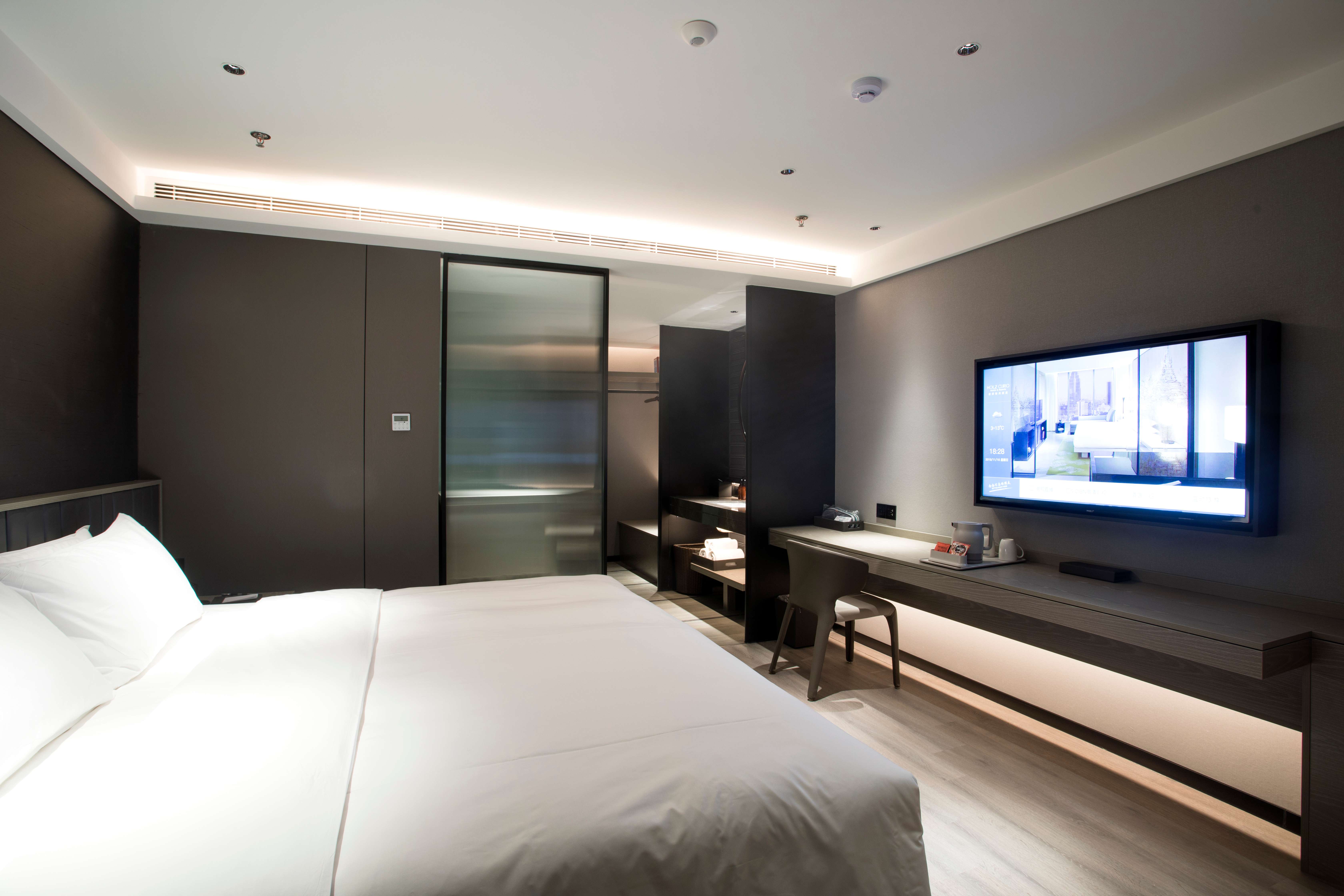 Smart Room (Memory Foam Mattress) (Fridge)