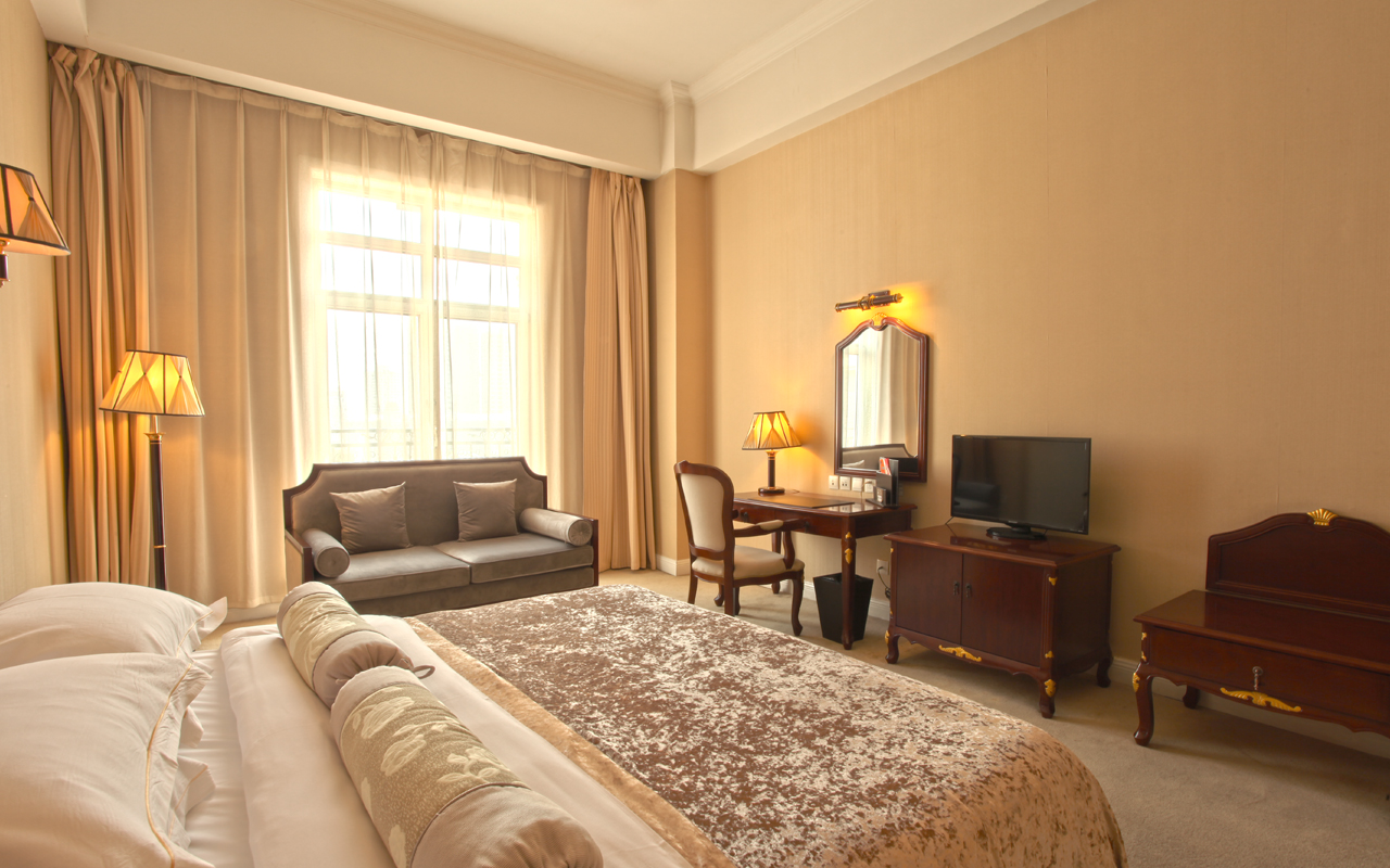 欧式复古城市景观大床房